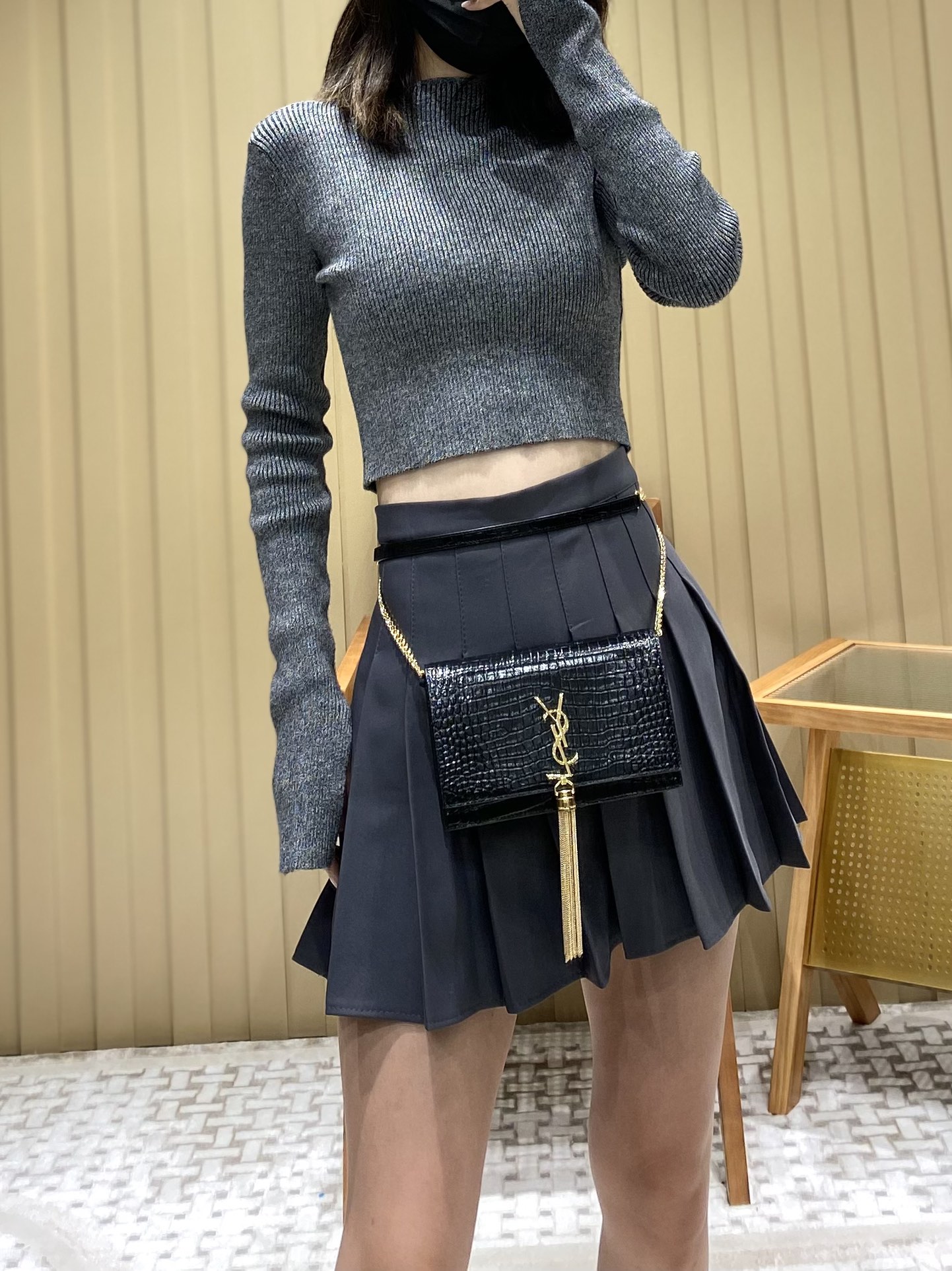 YSL KATE 19CM 流苏链条包 452159鳄鱼纹/黑色金扣