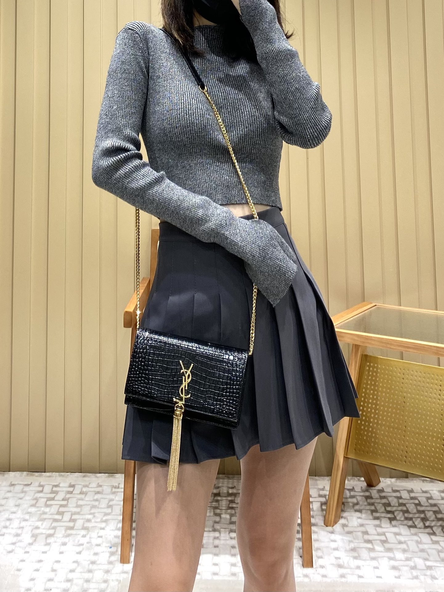 YSL KATE 19CM 流苏链条包 452159鳄鱼纹/黑色金扣