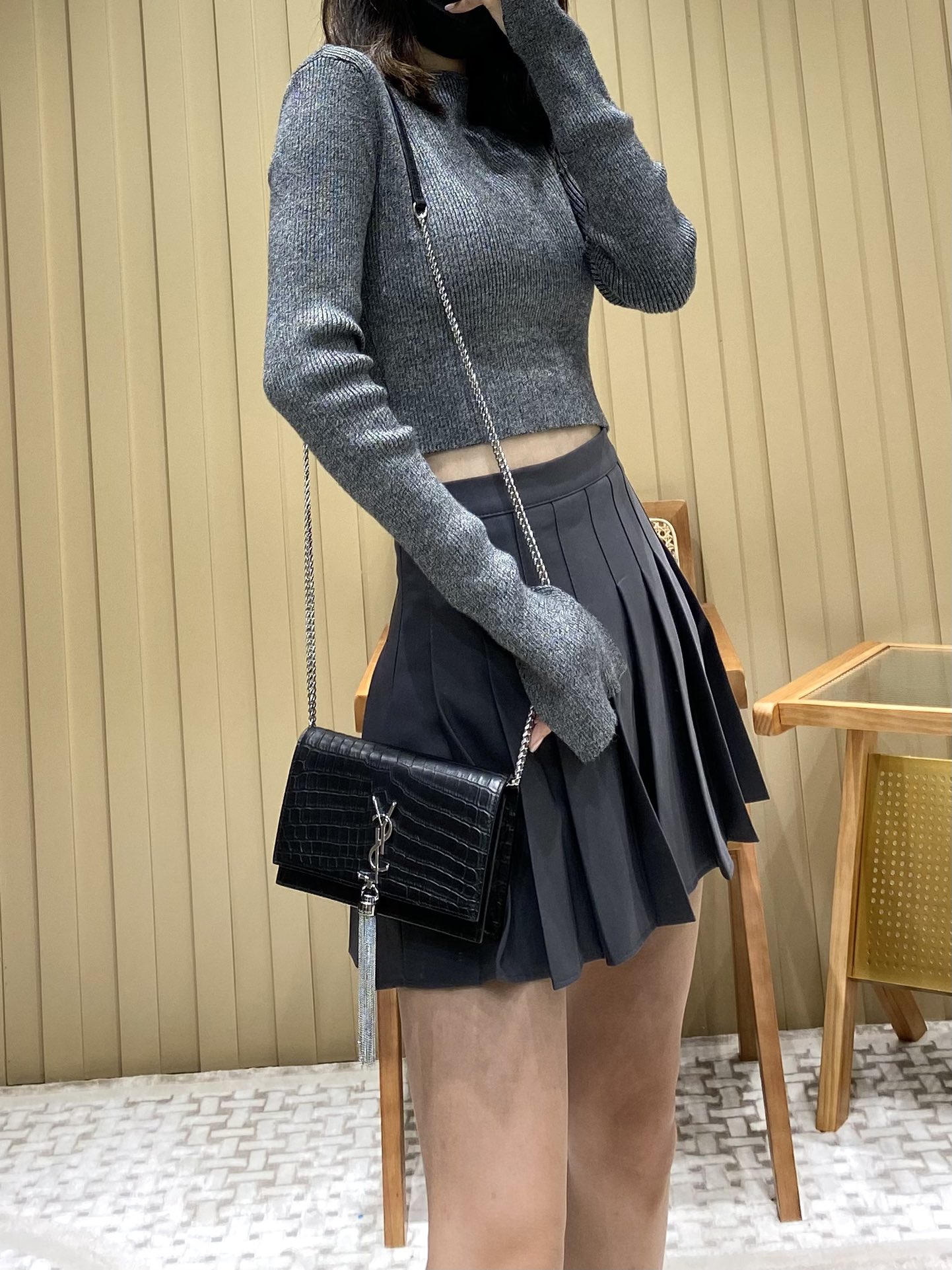 YSL KATE 19CM 流苏链条包 452159鳄鱼纹/黑色银扣