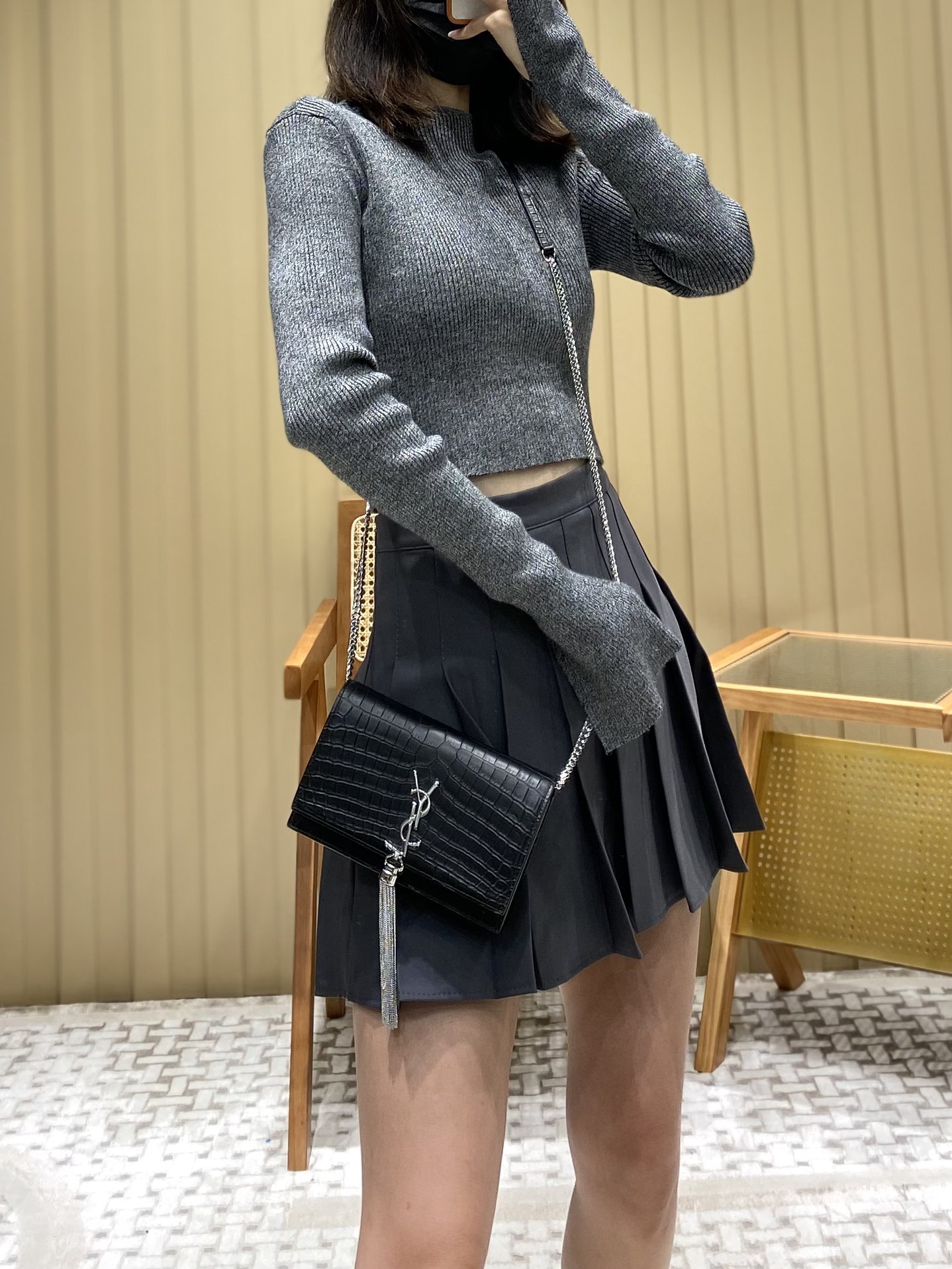 YSL KATE 19CM 流苏链条包 452159鳄鱼纹/黑色银扣