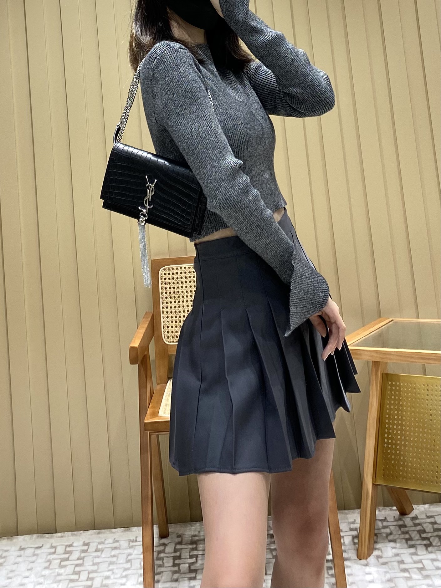YSL KATE 19CM 流苏链条包 452159鳄鱼纹/黑色银扣