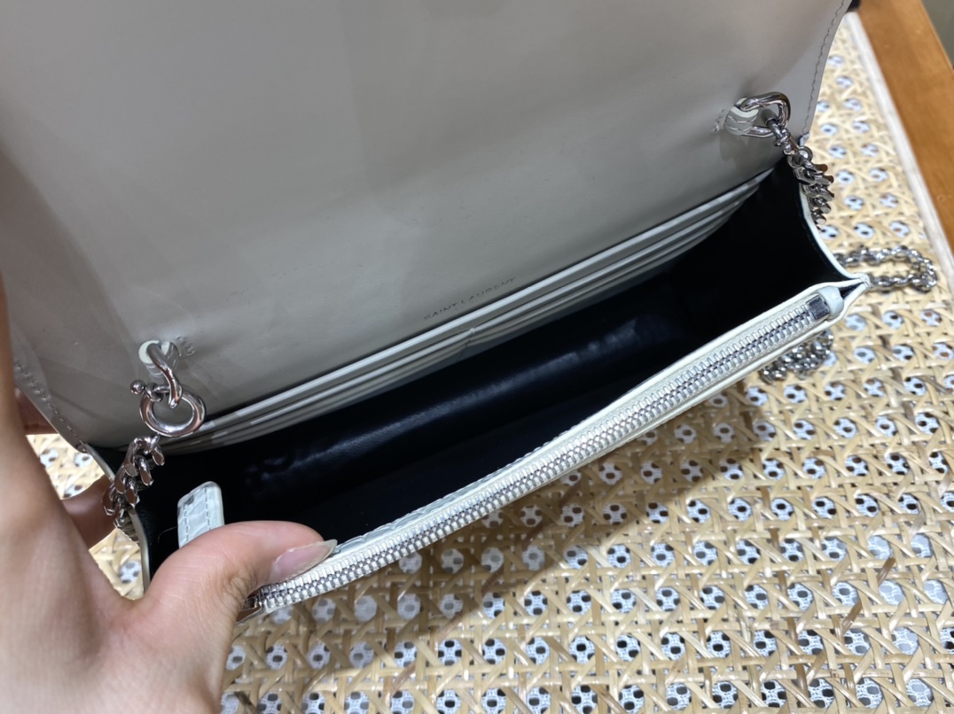 YSL KATE 19CM 流苏链条包 452159鳄鱼纹/白色银扣