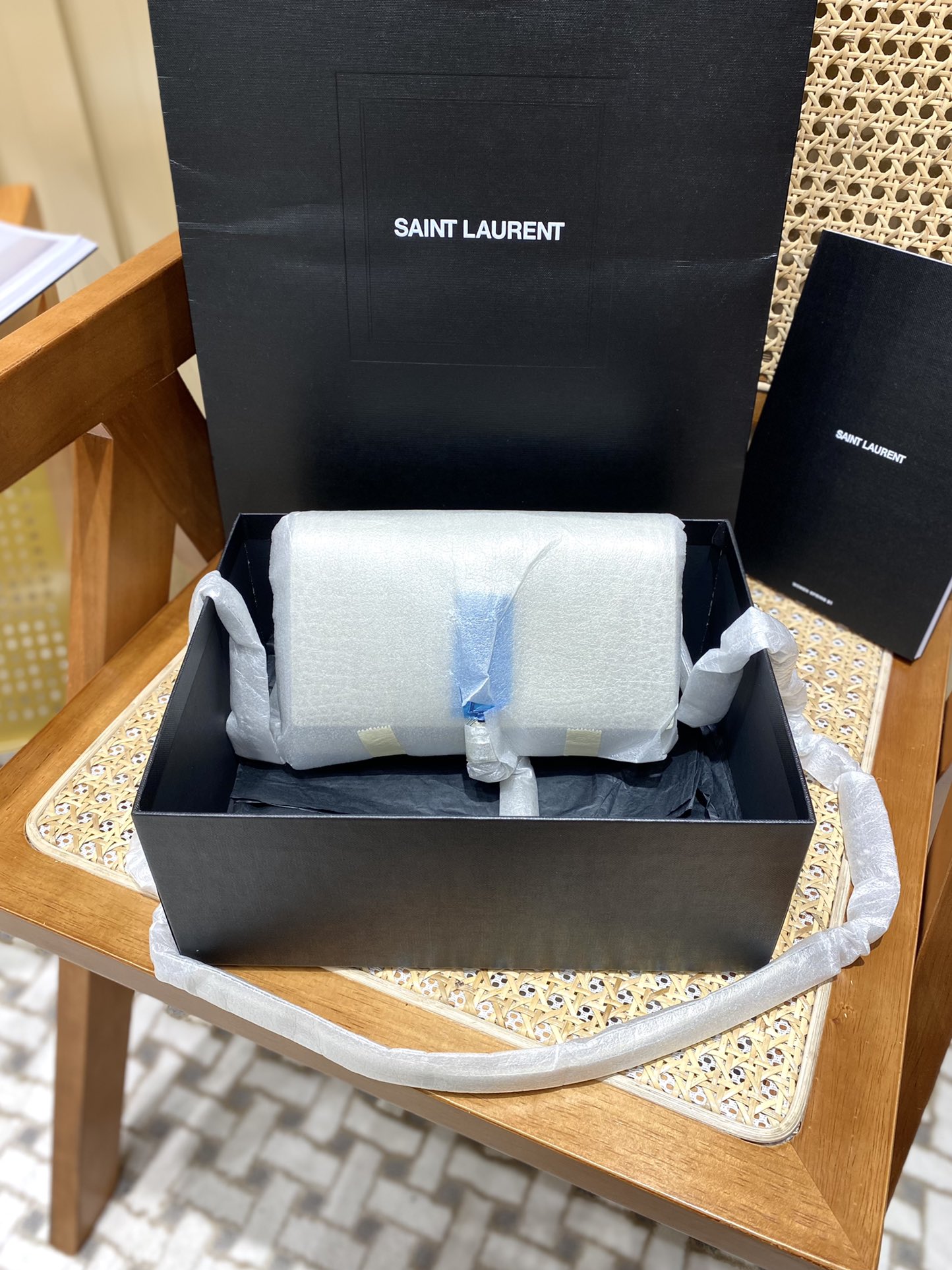 YSL KATE 19CM 流苏链条包 452159鳄鱼纹/白色银扣