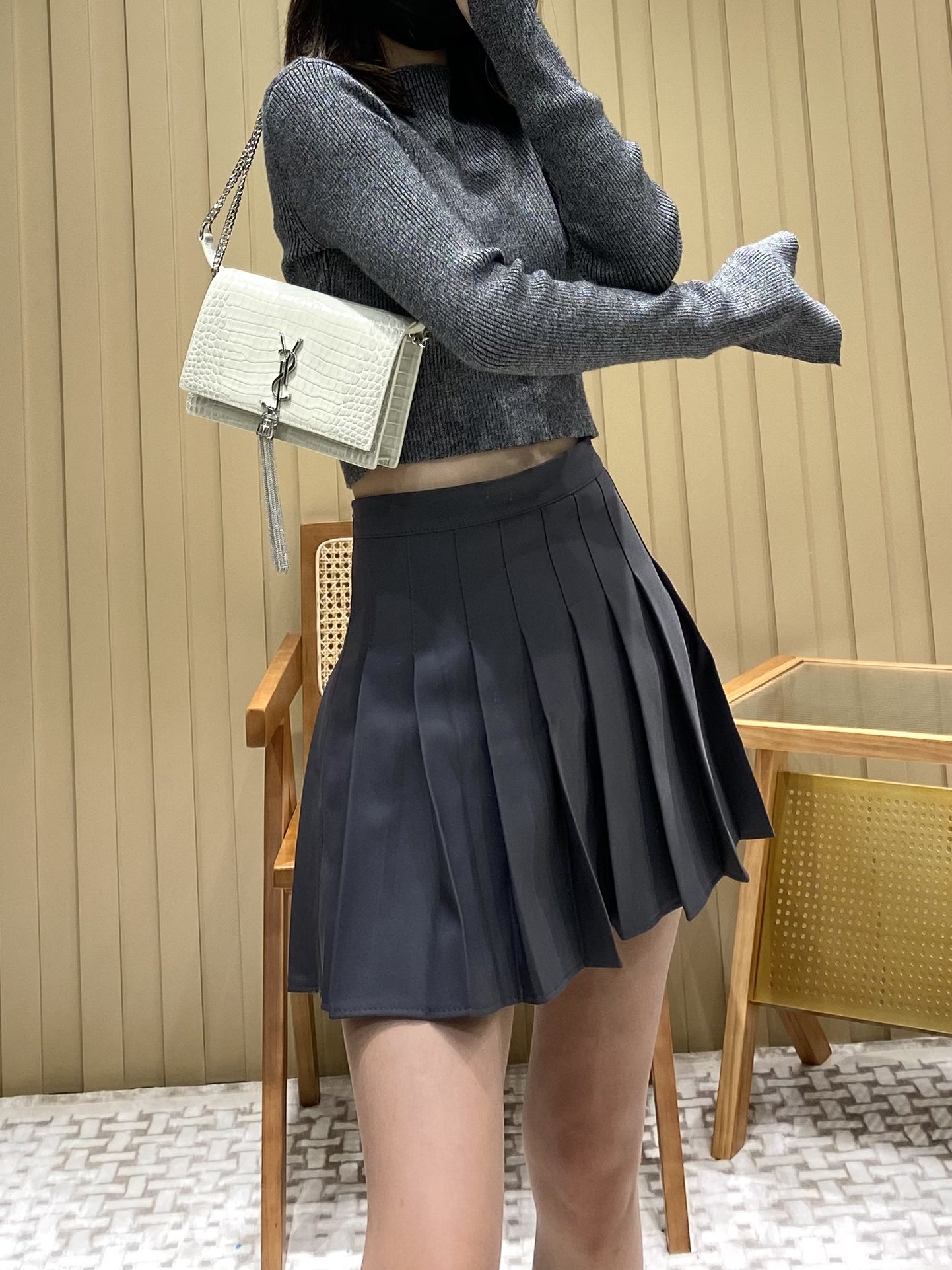 YSL KATE 19CM 流苏链条包 452159鳄鱼纹/白色银扣