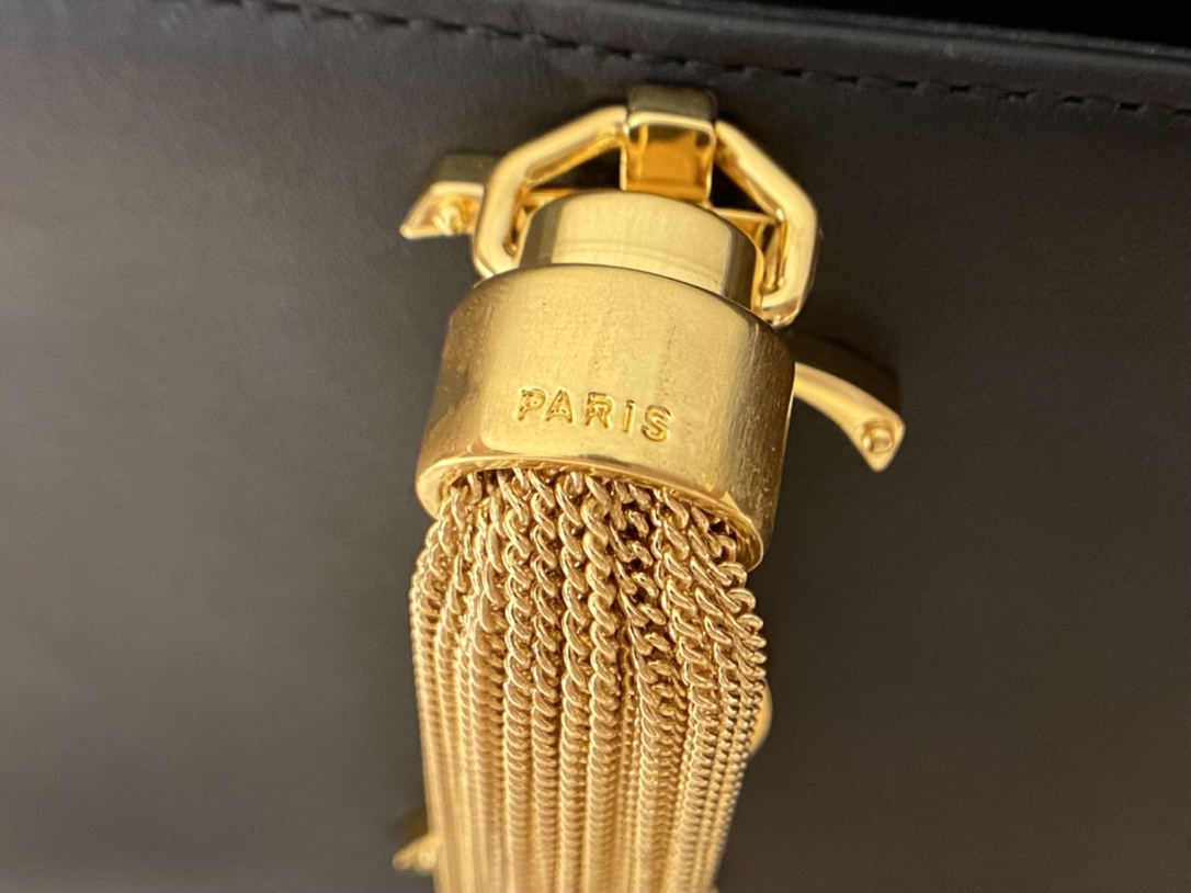 YSL KATE 19CM 流苏链条包 452159平纹/黑色金扣