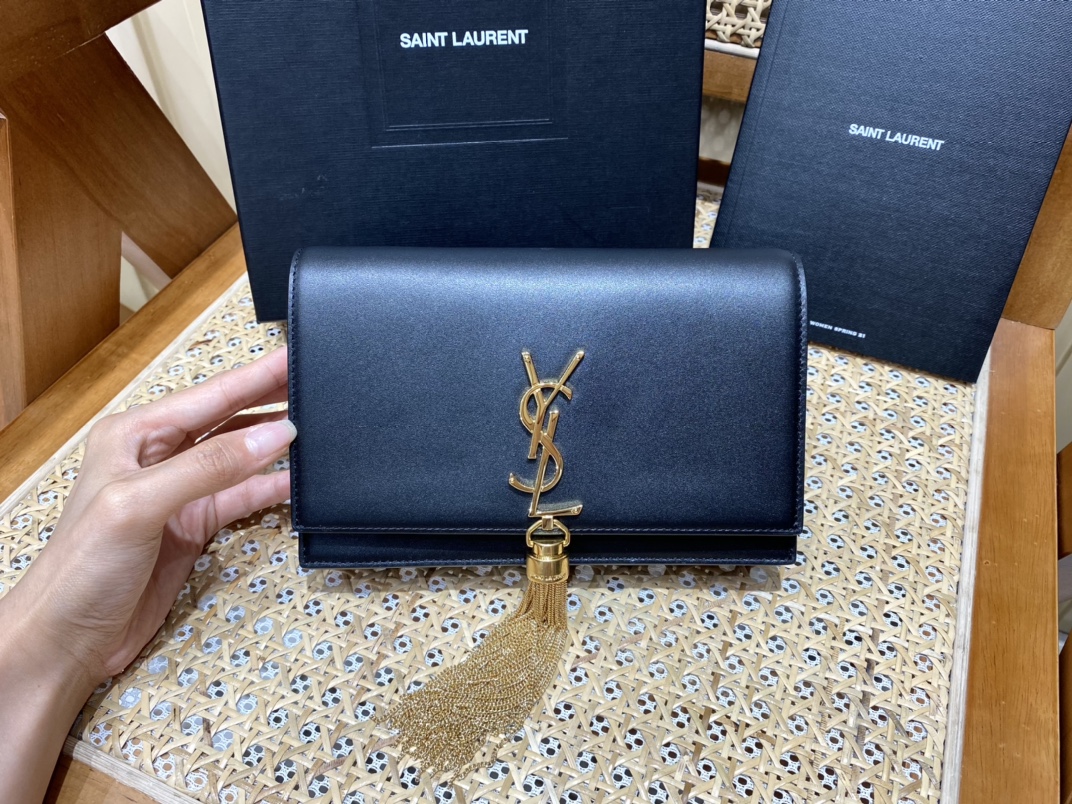 YSL KATE 19CM 流苏链条包 452159平纹/黑色金扣