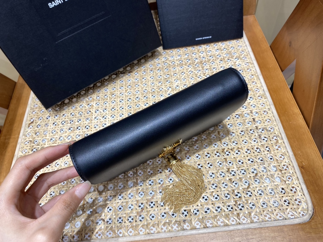 YSL KATE 19CM 流苏链条包 452159平纹/黑色金扣