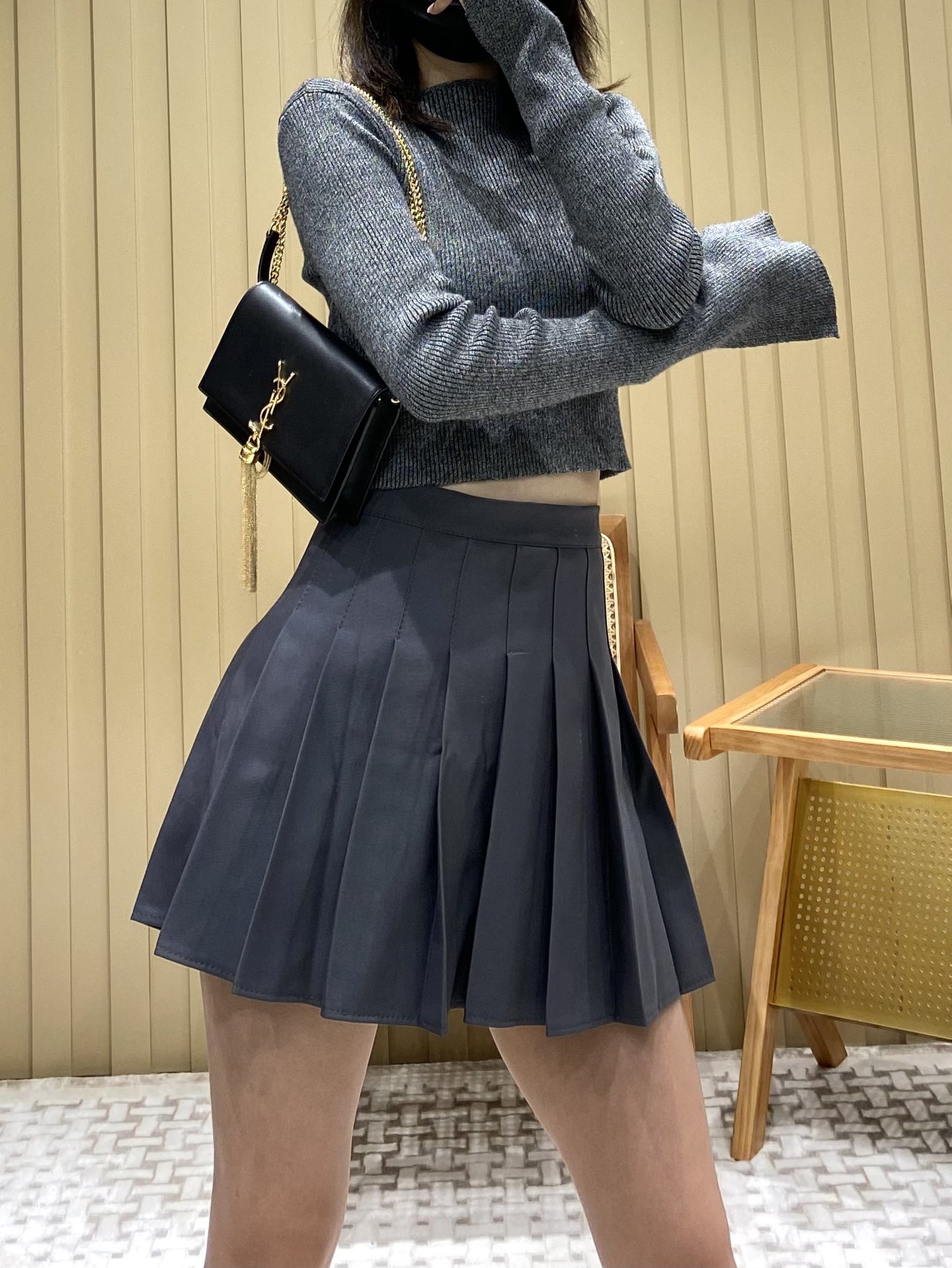 YSL KATE 19CM 流苏链条包 452159平纹/黑色金扣