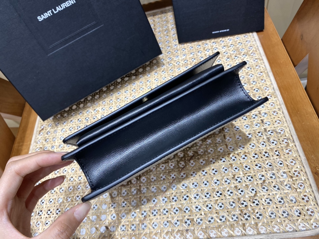 YSL ๐บ๐๐๐๐๐ ๐พ๐๐ 19CM ็็ญพ็บนๆฅ่ฝๅ
533026้ป่ฒ/้ๆฃ