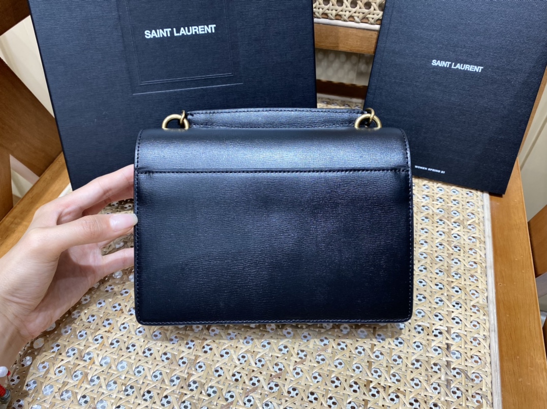 YSL ๐บ๐๐๐๐๐ ๐พ๐๐ 19CM ็็ญพ็บนๆฅ่ฝๅ
533026้ป่ฒ/้ๆฃ