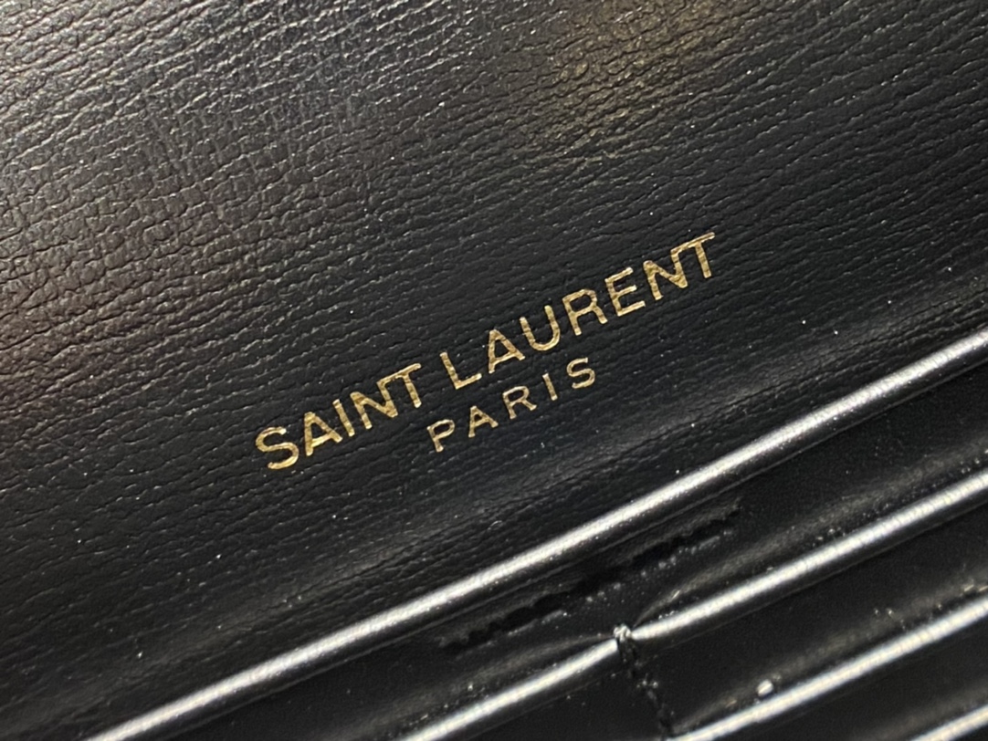 YSL ๐บ๐๐๐๐๐ ๐พ๐๐ 19CM ็็ญพ็บนๆฅ่ฝๅ
533026้ป่ฒ/้ๆฃ
