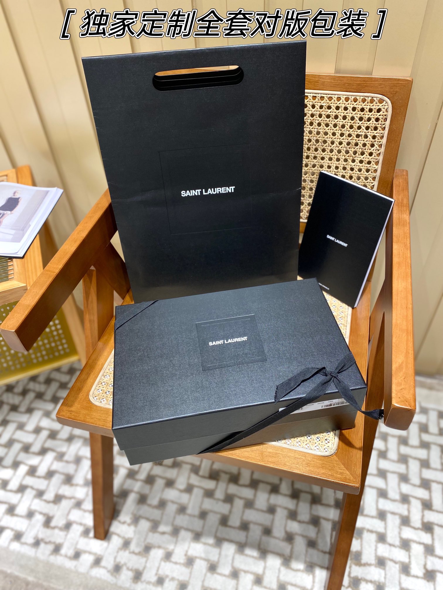 YSL ๐บ๐๐๐๐๐ ๐พ๐๐ 19CM ็็ญพ็บนๆฅ่ฝๅ
533026้ป่ฒ/้ๆฃ
