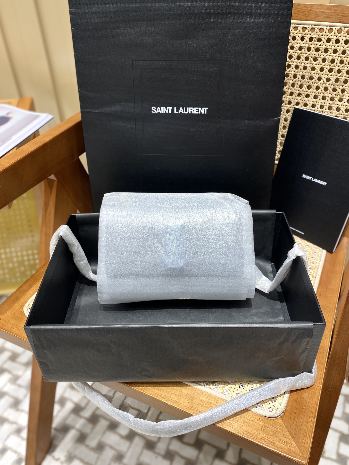 YSL ๐บ๐๐๐๐๐ ๐พ๐๐ 19CM ็็ญพ็บนๆฅ่ฝๅ
533026้ป่ฒ/้ๆฃ