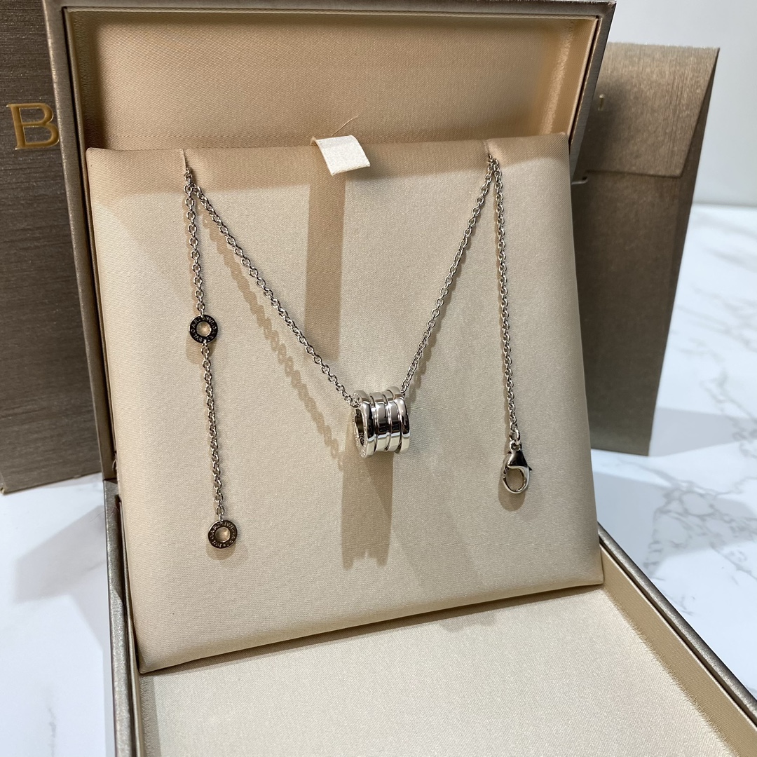 Bvlgari necklace