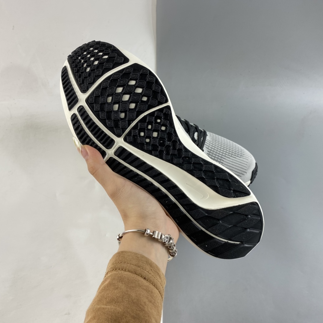 P180  Nike Air Zoom Pegasus 39 耐克网面透气跑鞋 DH4071-004