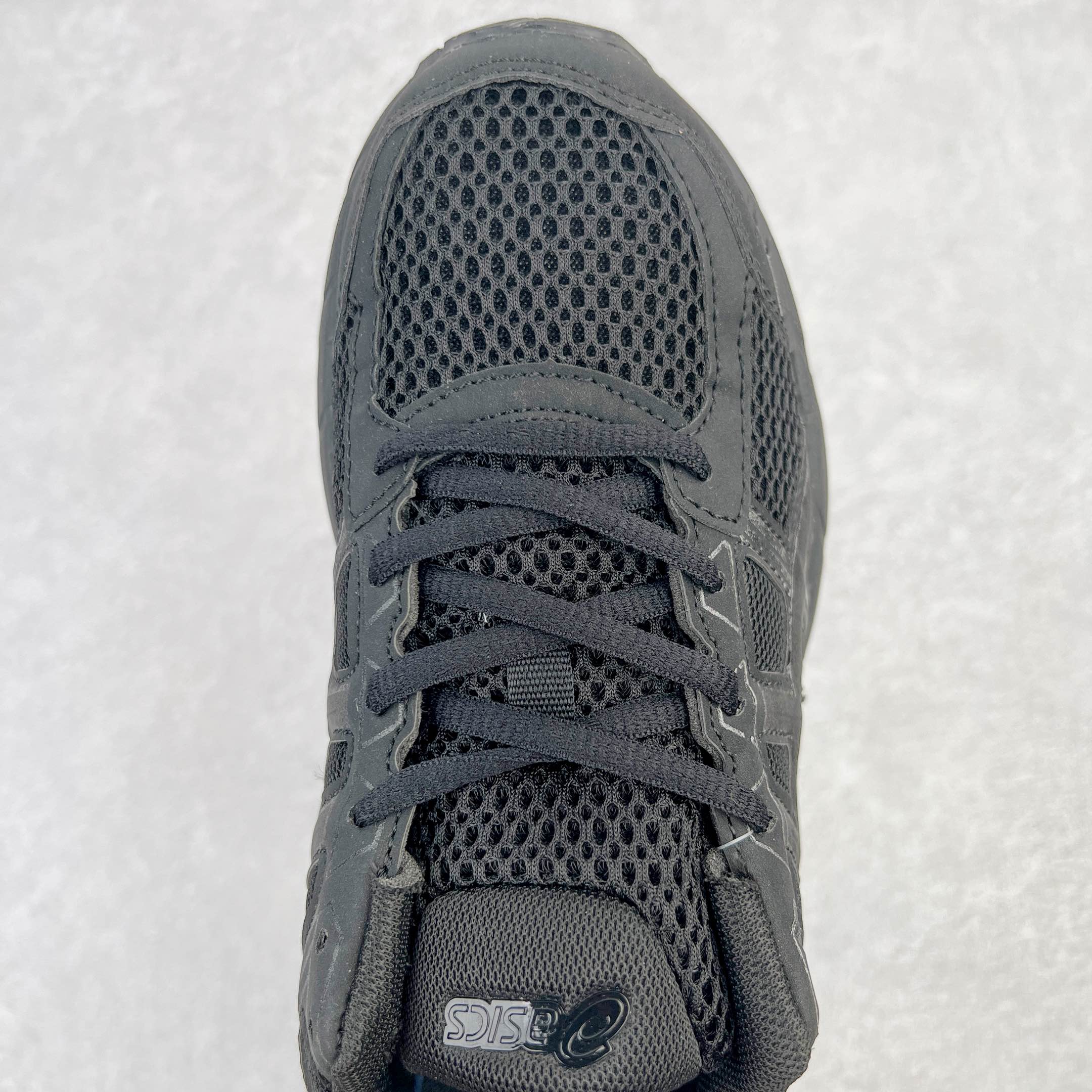 图片[4]-Asics Gel-Contend 亚瑟士抗衡4代低帮城市休闲运动跑步鞋 专业的运动科技 出色的缓冲性能 带来舒适的跑步体验 鞋面采用三明治网布 透气性非常出色 鞋舌带有偏向外侧设计 固定鞋舌防止外倾 内里海绵加透气的BK网布 加强脚部的包覆感 Rearfoot Gel后置凝胶能提供出色的缓冲性能 中底采用补强结构 能有效防止运动中的长时间扭动造成足弓变形 缓解足部疲劳 防滑耐磨橡胶大底 具有较强抓地性 适合慢跑和中等强度训练穿着 后跟内置GEL胶提供更加充分的冲击防护 鞋身外侧反光设计元素 在夜间增强保护性能 尺码：35 36 36.5 37 38 38.5 39 40 40.5 41 42 42.5 43 44 45-选品中心