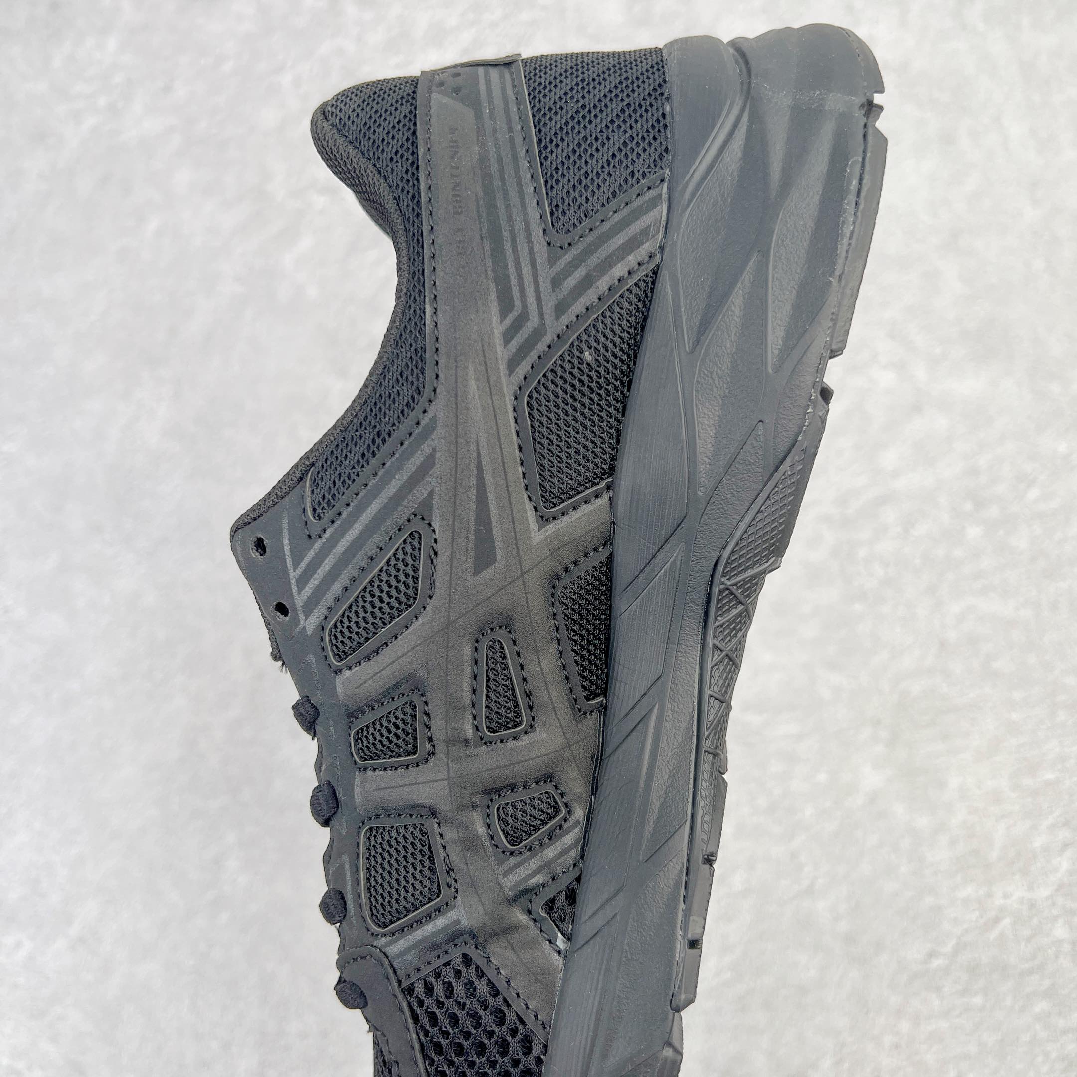 图片[7]-Asics Gel-Contend 亚瑟士抗衡4代低帮城市休闲运动跑步鞋 专业的运动科技 出色的缓冲性能 带来舒适的跑步体验 鞋面采用三明治网布 透气性非常出色 鞋舌带有偏向外侧设计 固定鞋舌防止外倾 内里海绵加透气的BK网布 加强脚部的包覆感 Rearfoot Gel后置凝胶能提供出色的缓冲性能 中底采用补强结构 能有效防止运动中的长时间扭动造成足弓变形 缓解足部疲劳 防滑耐磨橡胶大底 具有较强抓地性 适合慢跑和中等强度训练穿着 后跟内置GEL胶提供更加充分的冲击防护 鞋身外侧反光设计元素 在夜间增强保护性能 尺码：35 36 36.5 37 38 38.5 39 40 40.5 41 42 42.5 43 44 45-选品中心