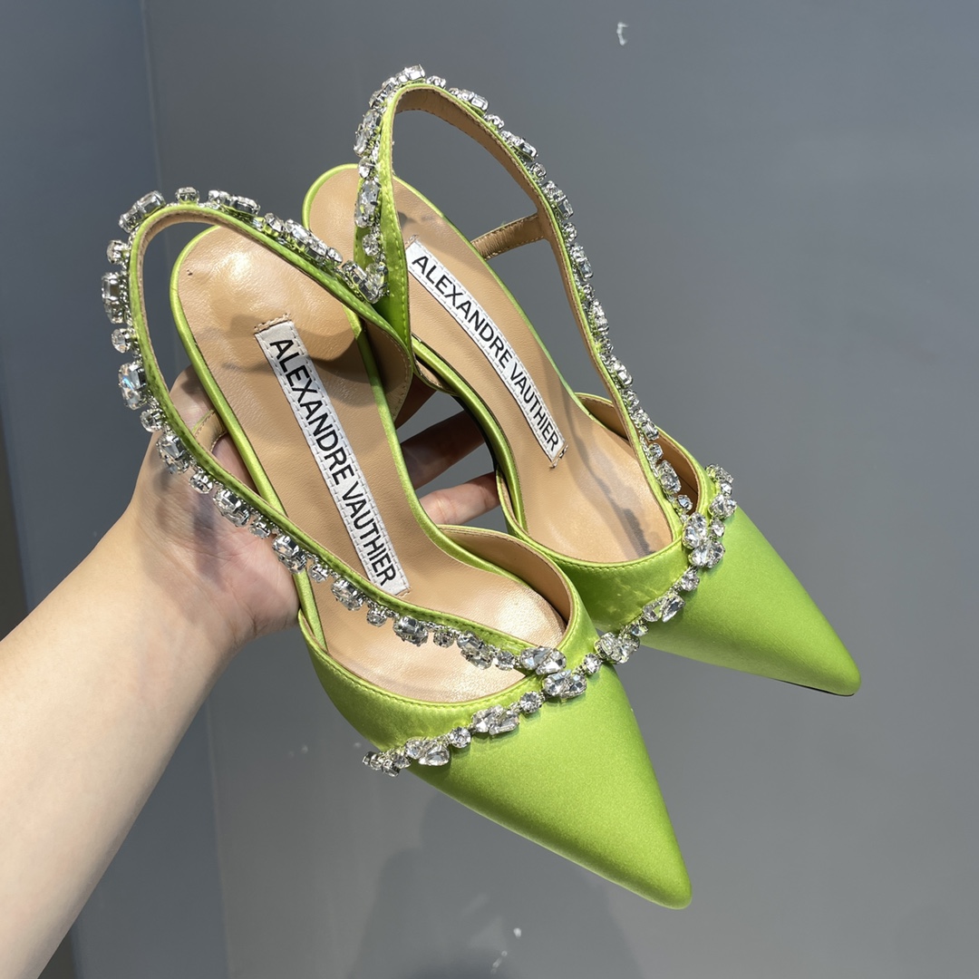 2021 Crystal Sole Water-Drive Shoes: Elegant Lady’s Goddess with Diamond Chain. - 图片 5