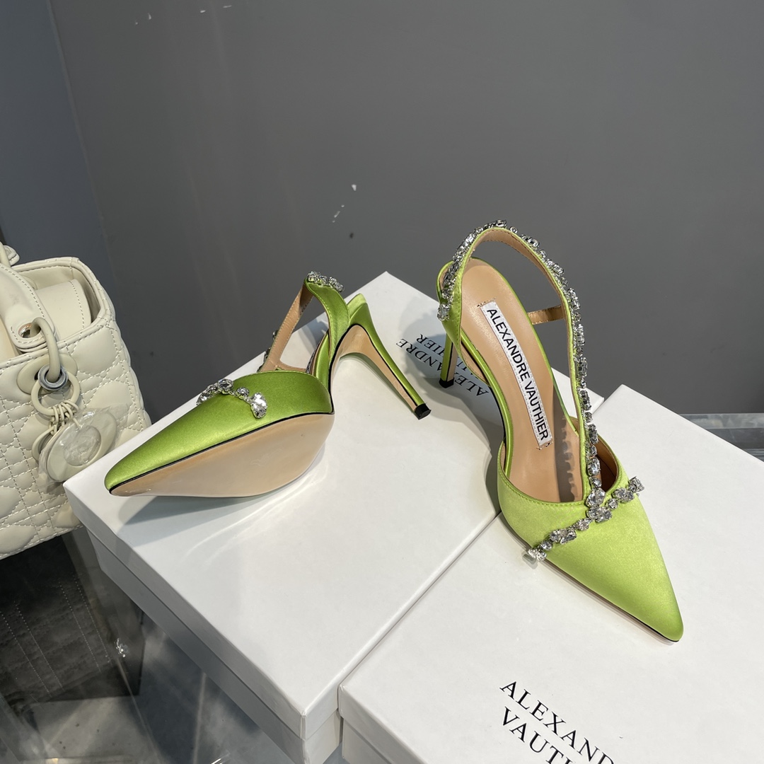 2021 Crystal Sole Water-Drive Shoes: Elegant Lady’s Goddess with Diamond Chain. - 图片 3