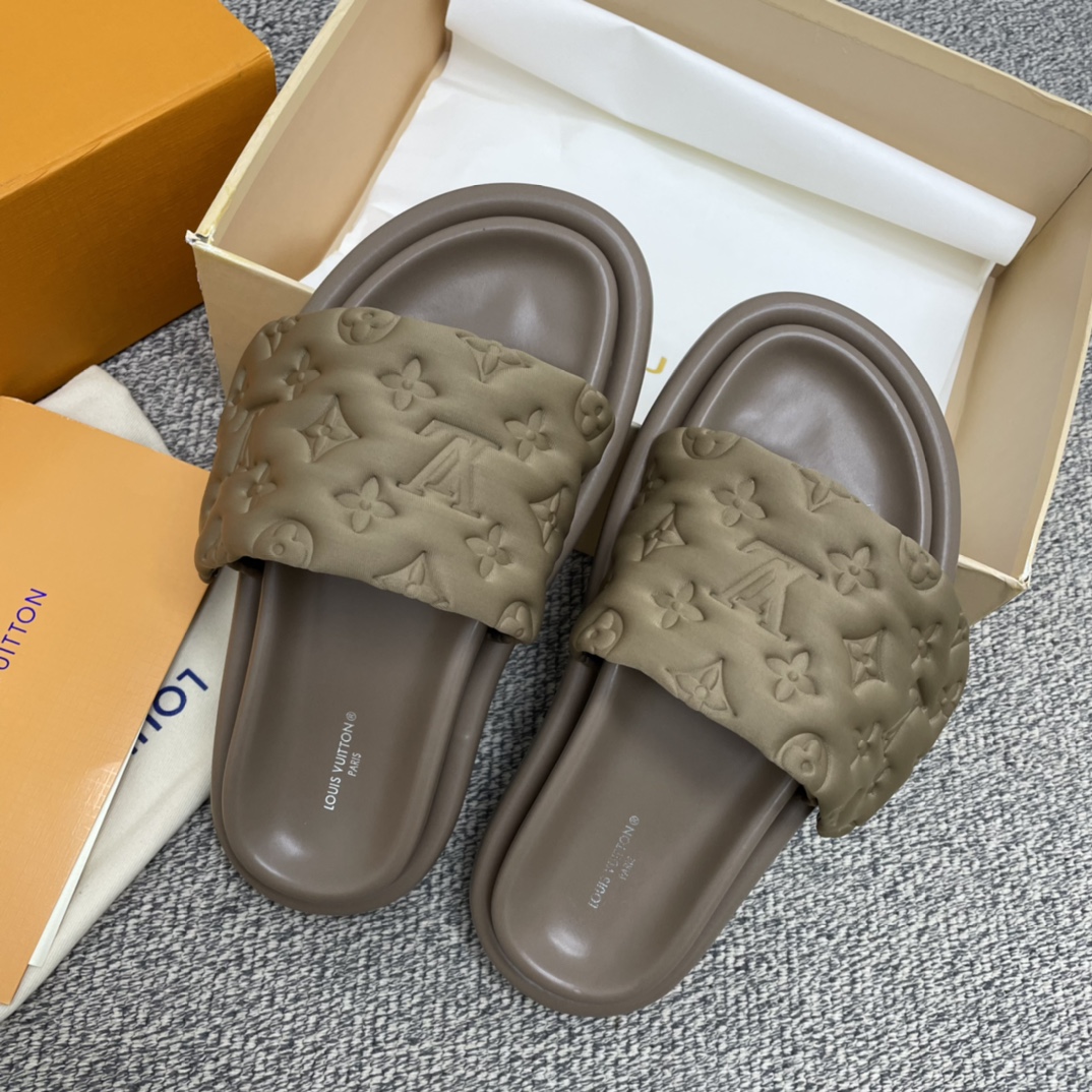 LV/路易威登 1v驴牌|𝟐𝟎𝟐𝟐春夏浮雕厚底 魔术贴拖鞋