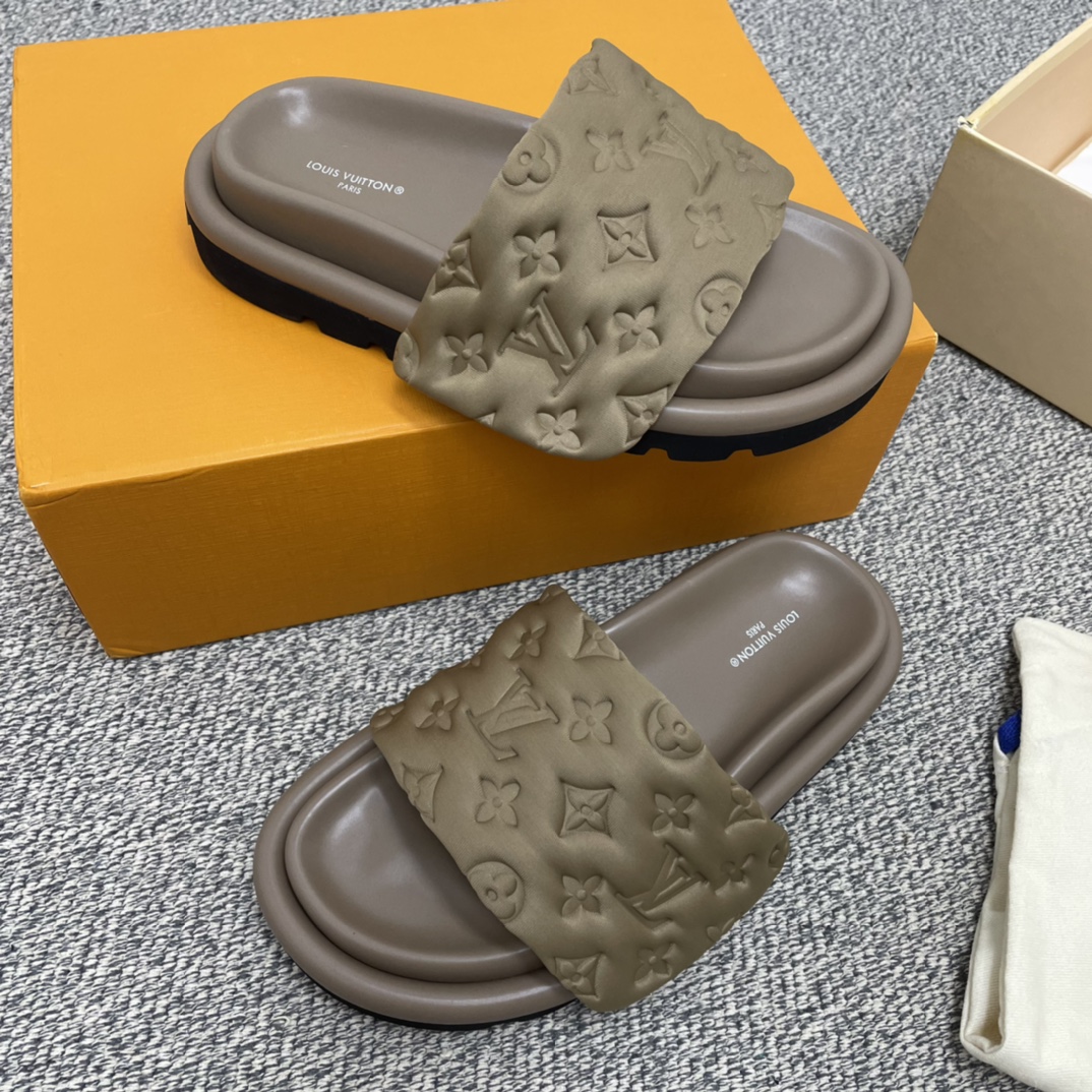 LV/路易威登 1v驴牌|𝟐𝟎𝟐𝟐春夏浮雕厚底 魔术贴拖鞋