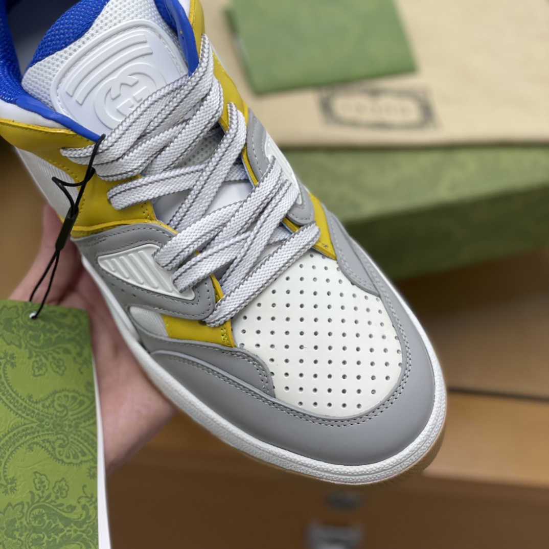 Gucci古驰   采用PVC+透气网情侣款球鞋