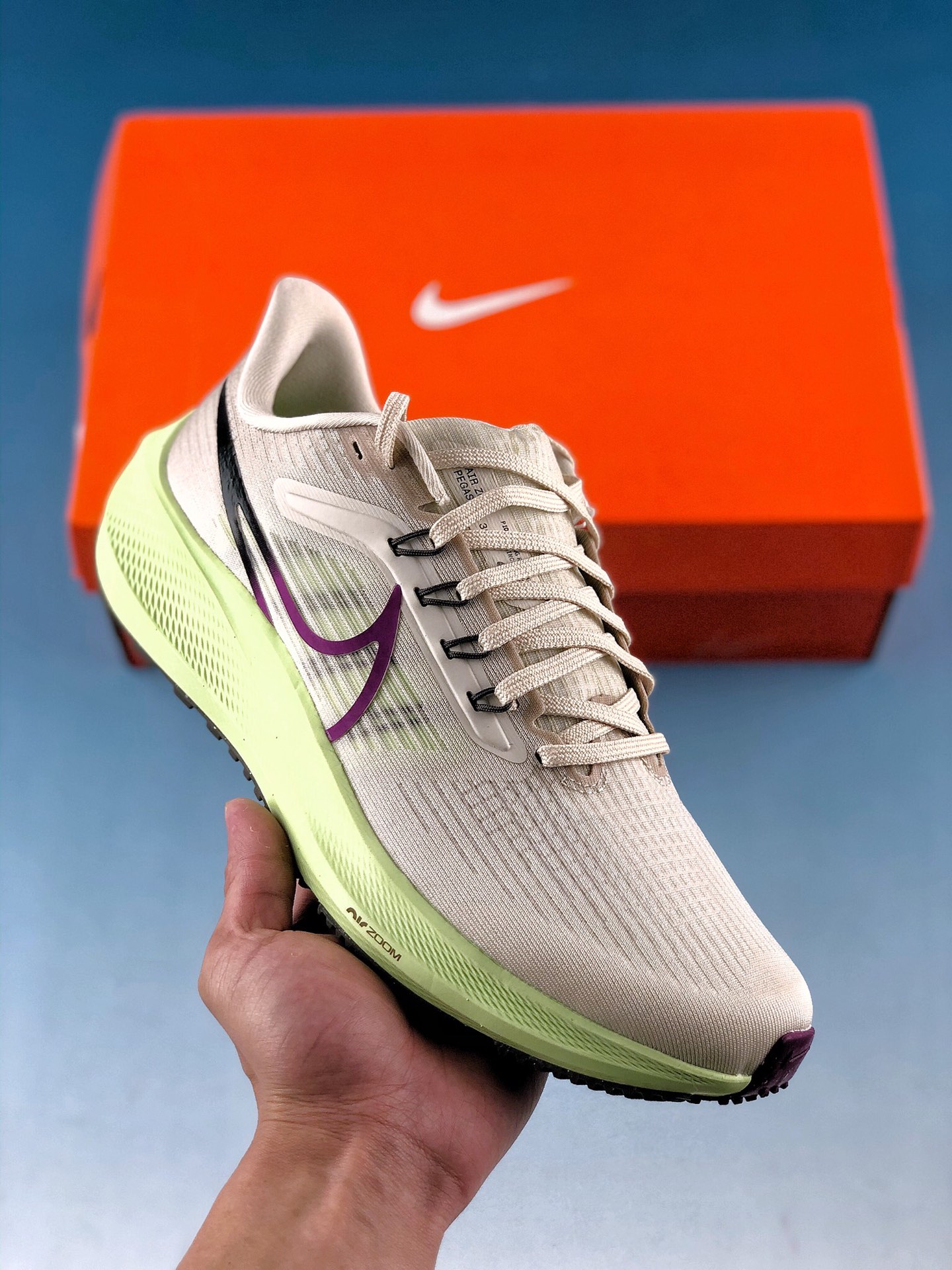  支持放店
 Nk Air Zoom Pegasus 39 耐克网面透气跑鞋 DH4071-101
尺码：39 40 40.5 41 42 42.5 43 44 44.5 45