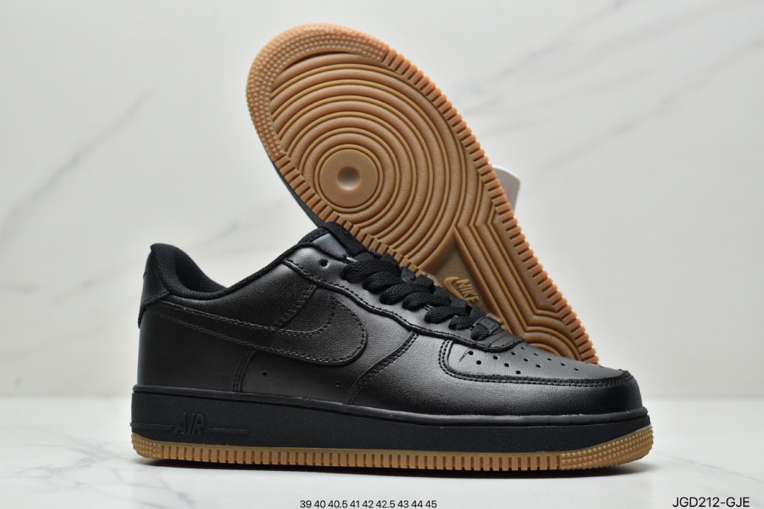 180 Nike Air Force 1’07”Black/Gum”空军一号经典低帮百搭DZ4404-001