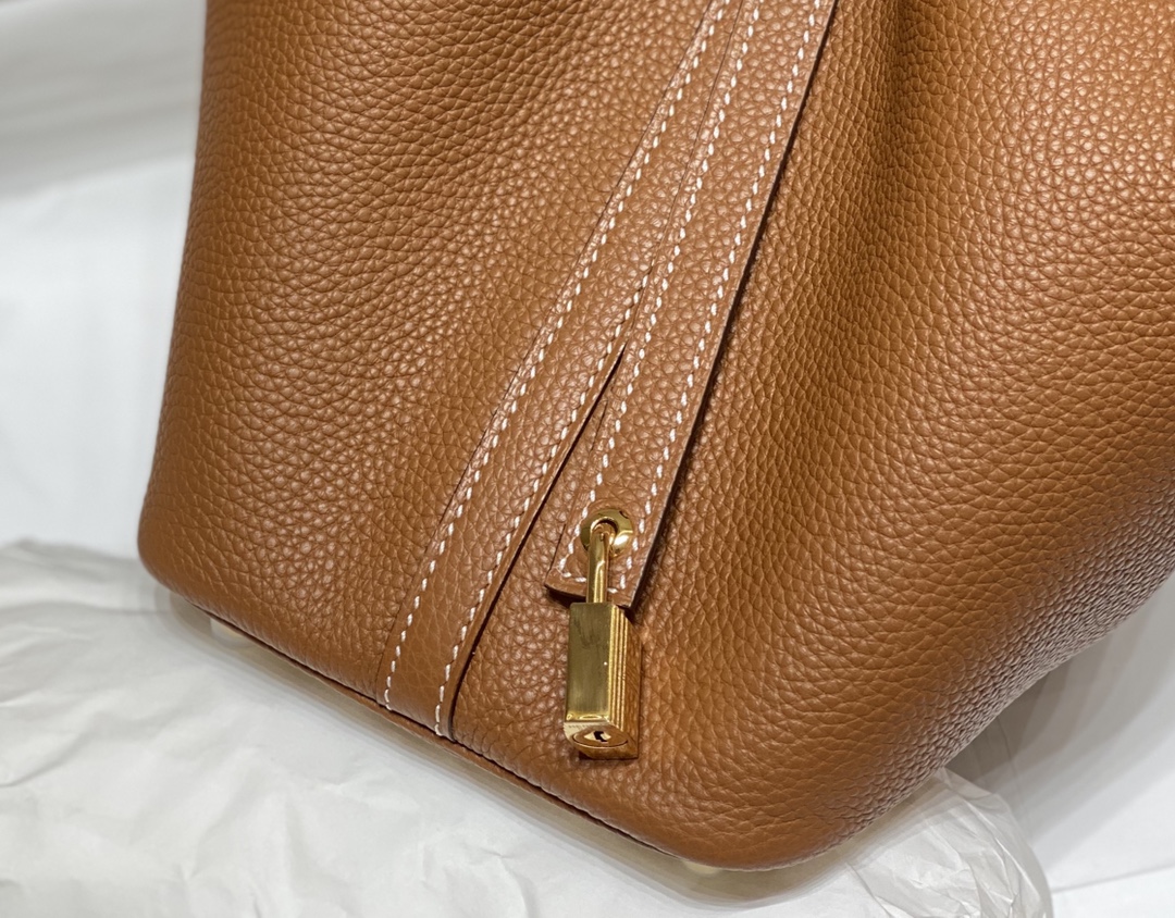 Hermes Picotin Lock 18 Brown Leather Bucket Bag with Gold Hardware 4 i1655091320 7169 3