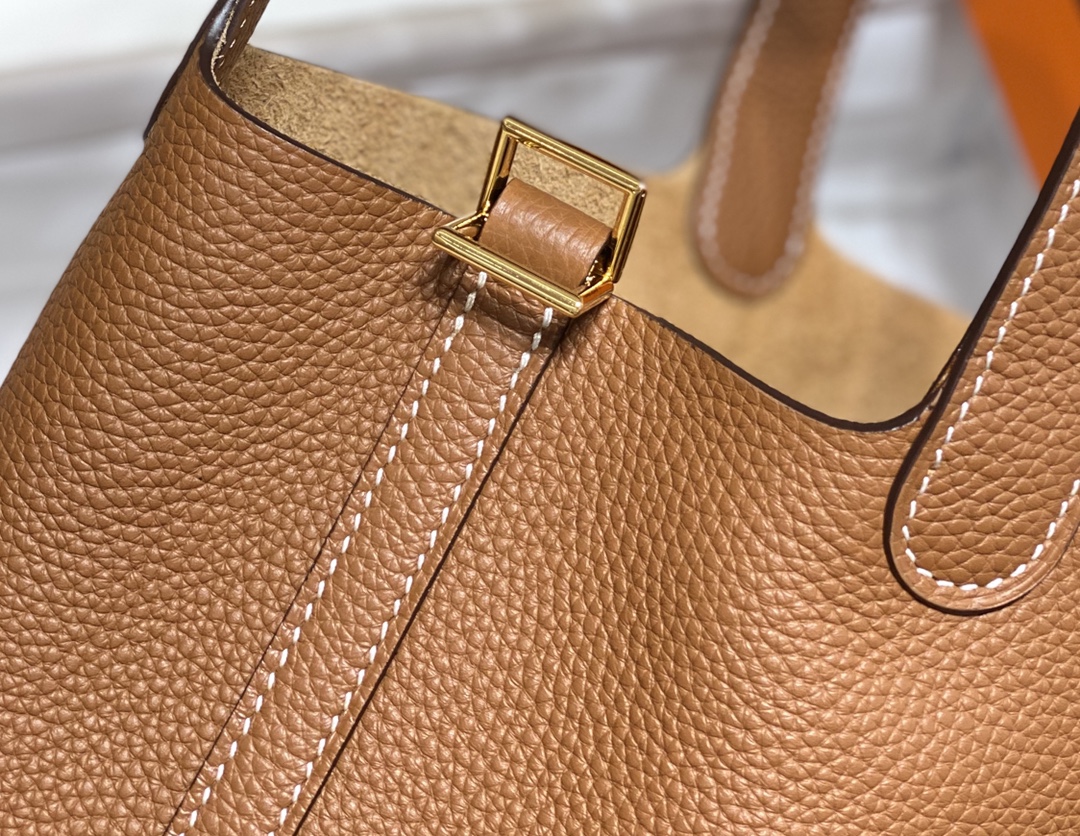 Hermes Picotin Lock 18 Brown Leather Bucket Bag with Gold Hardware 6 i1655091320 8868 7