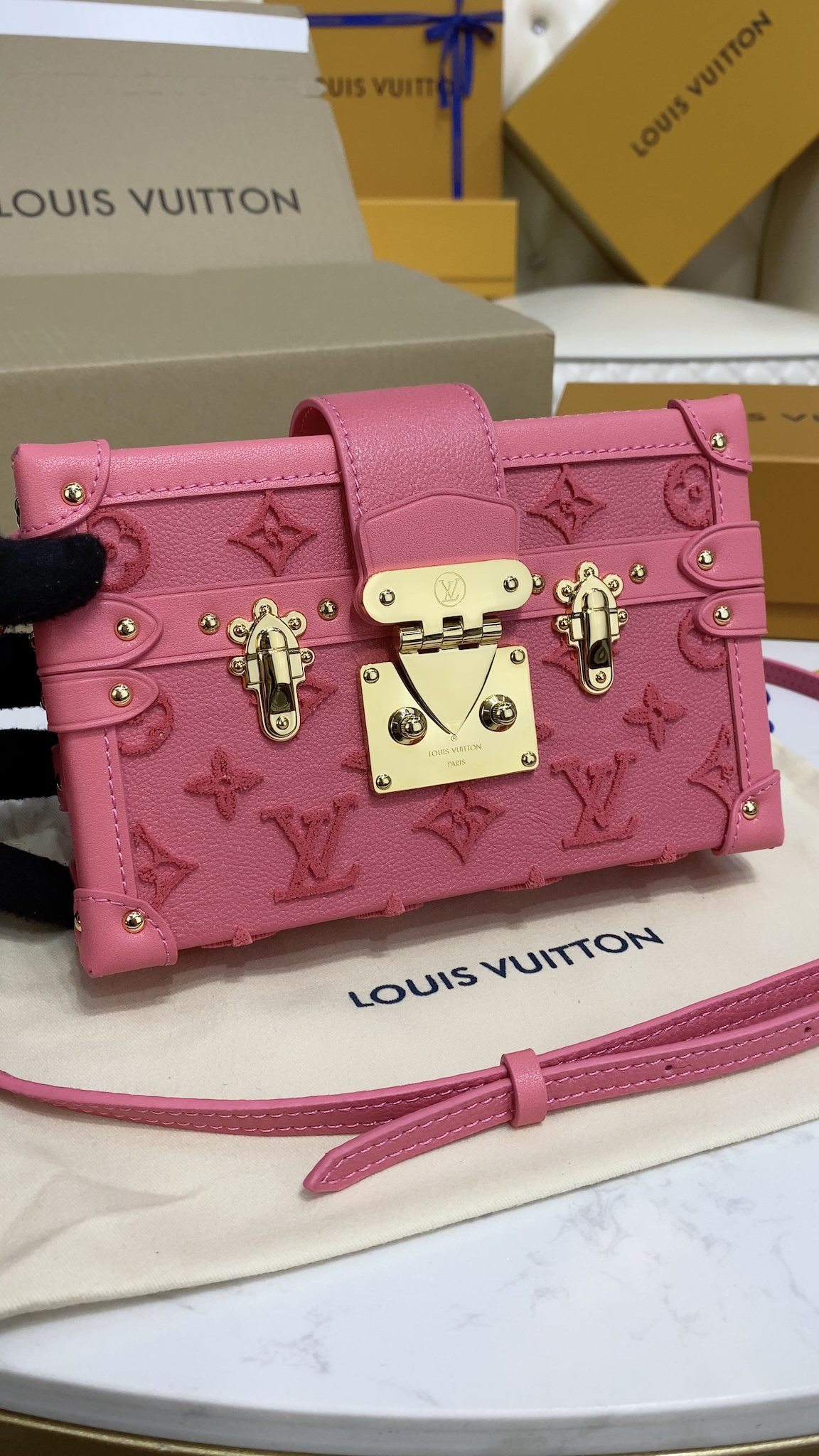 Louis Vuitton LV Petite Malle Replica
 Bags Handbags Embroidery Cowhide Velvet M20745