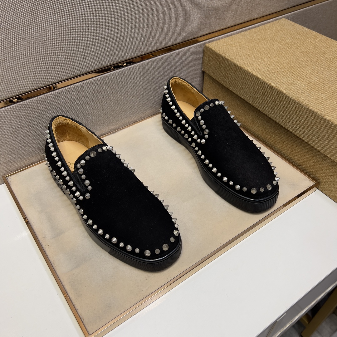 J5  Christian Louboutin 男士休闲一脚蹬鞋 2022z柜同步发售 🔶