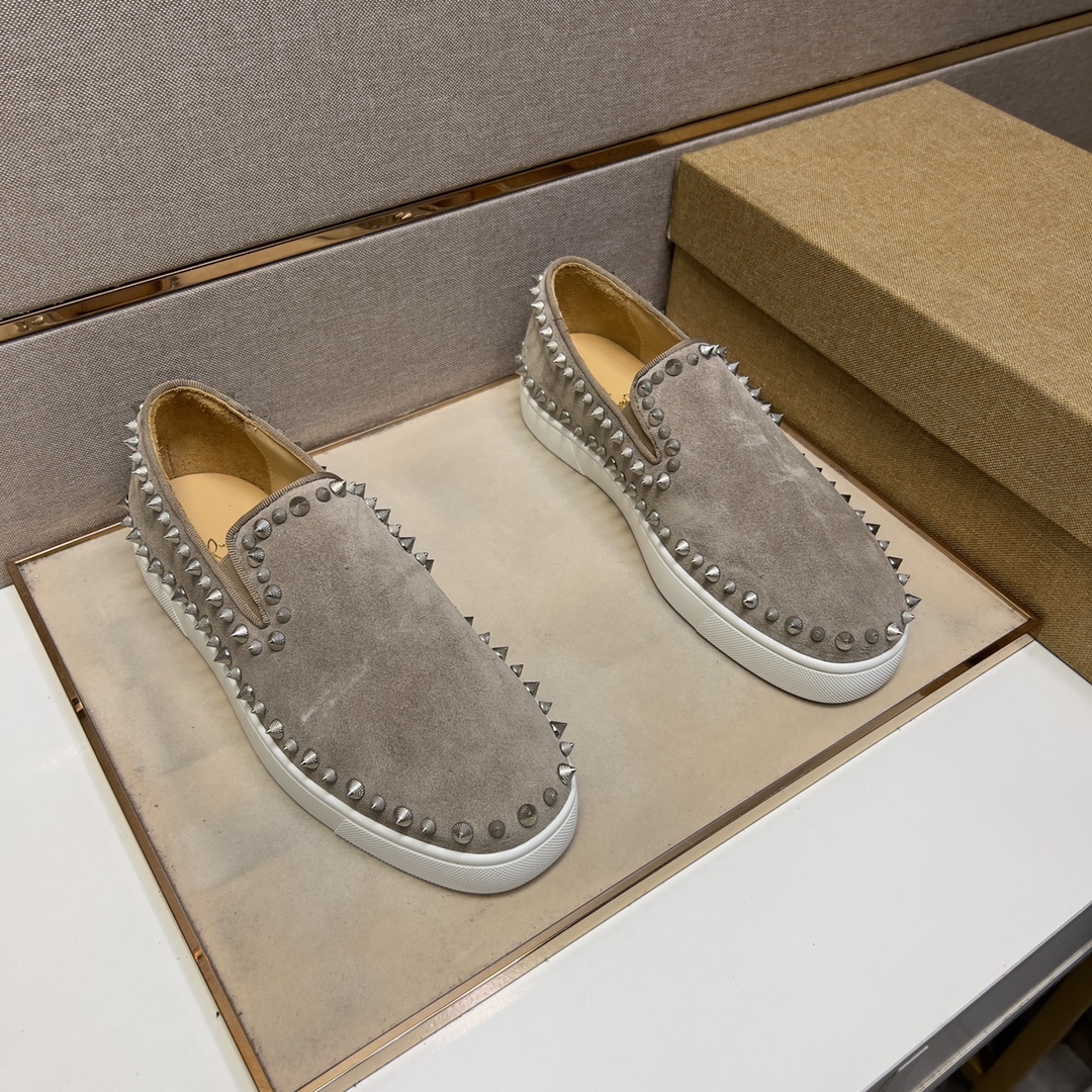 J5  Christian Louboutin 男士休闲一脚蹬鞋 2022z柜同步发售 🔶