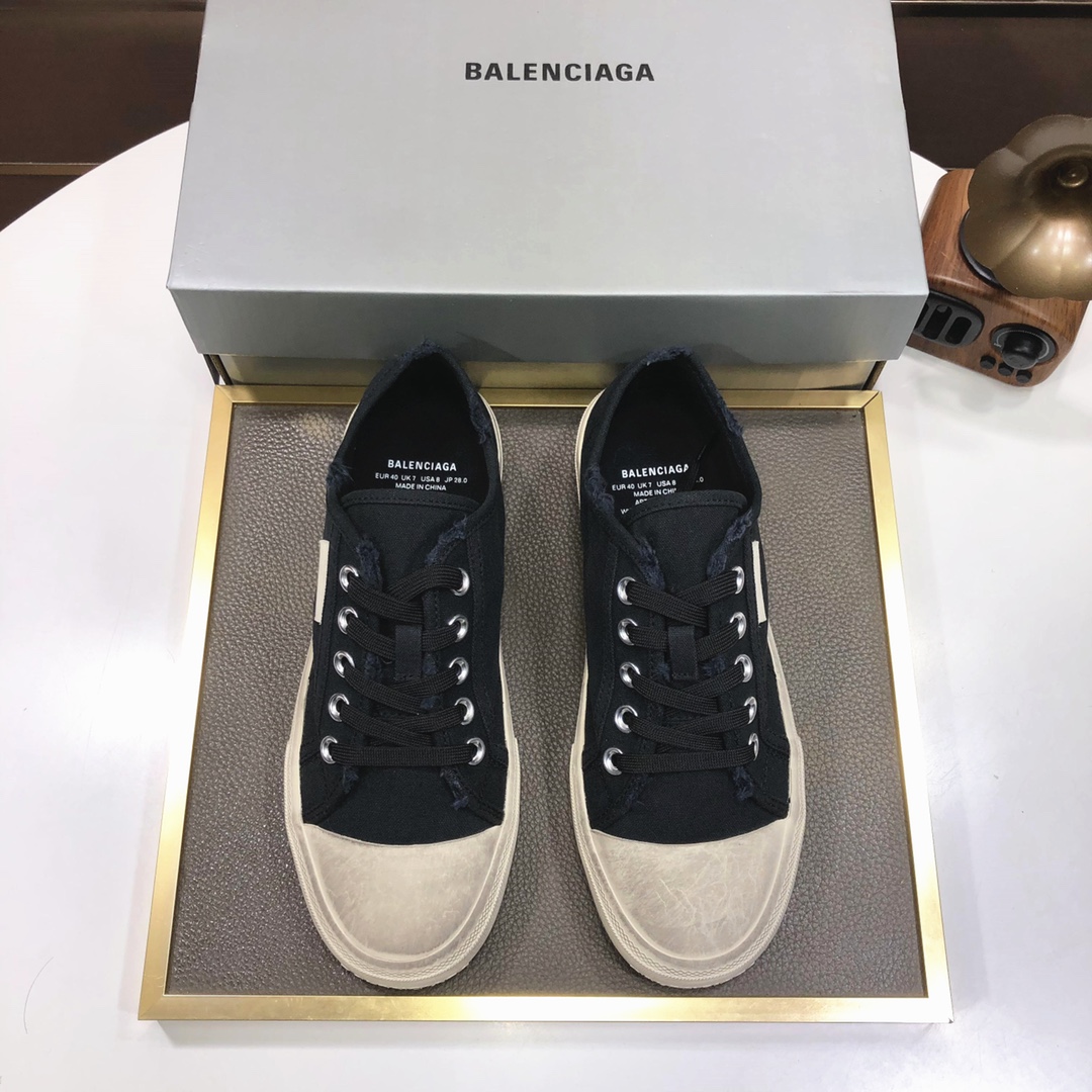 J0 Balenciaga  [巴黎世家] 情侣款 官网最、欧洲原版购入拆解 1:1复制 原版大底 面料进口帆布，原版一致的用料 原版一致的工艺，情侣款男码40-44 女码35-39