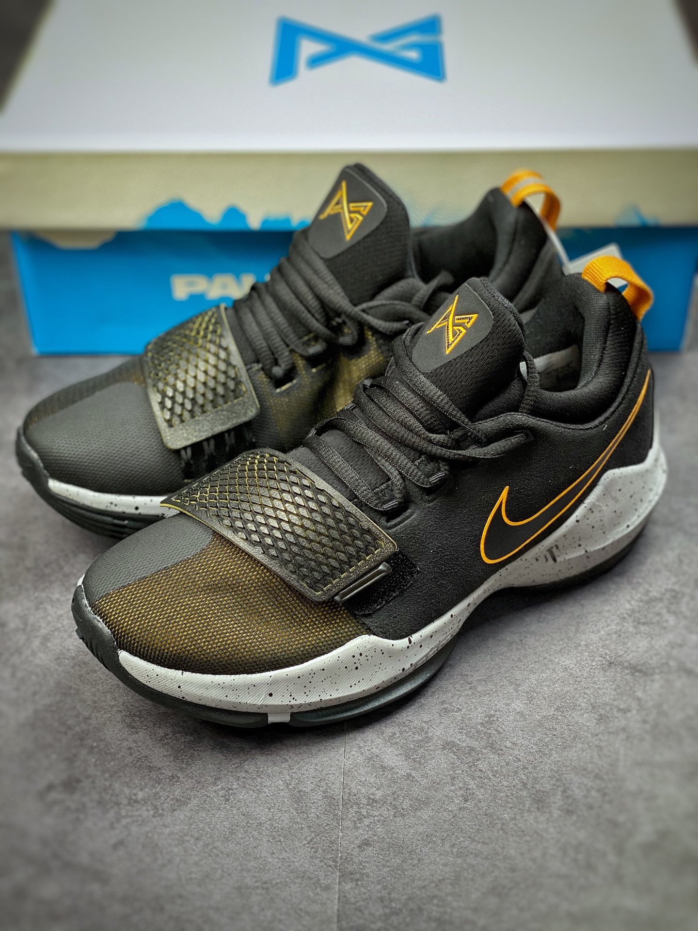 320 Nike PG 1 EP 泡椒战靴 篮球鞋878628-006