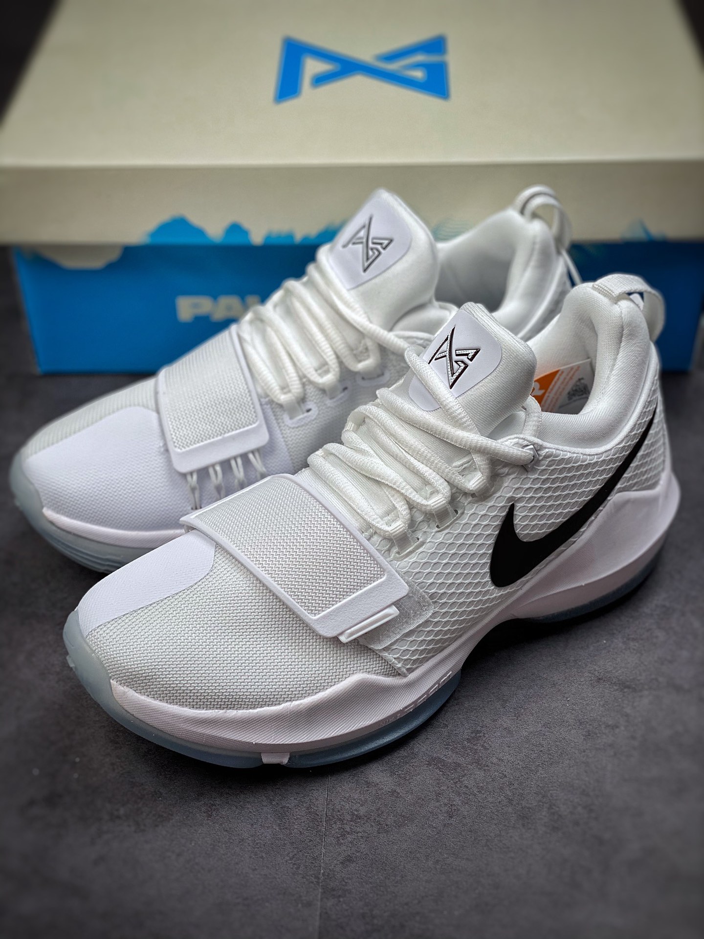 320 Nike PG 1 EP 泡椒战靴 878628-100