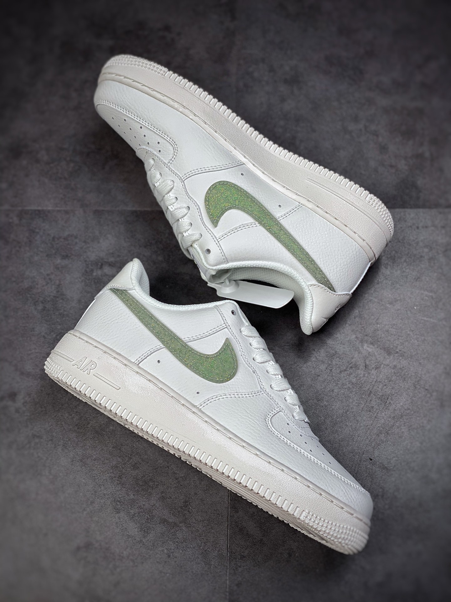 220 Nike Air Force 1 Low 07 淡绿闪光DH4407-101