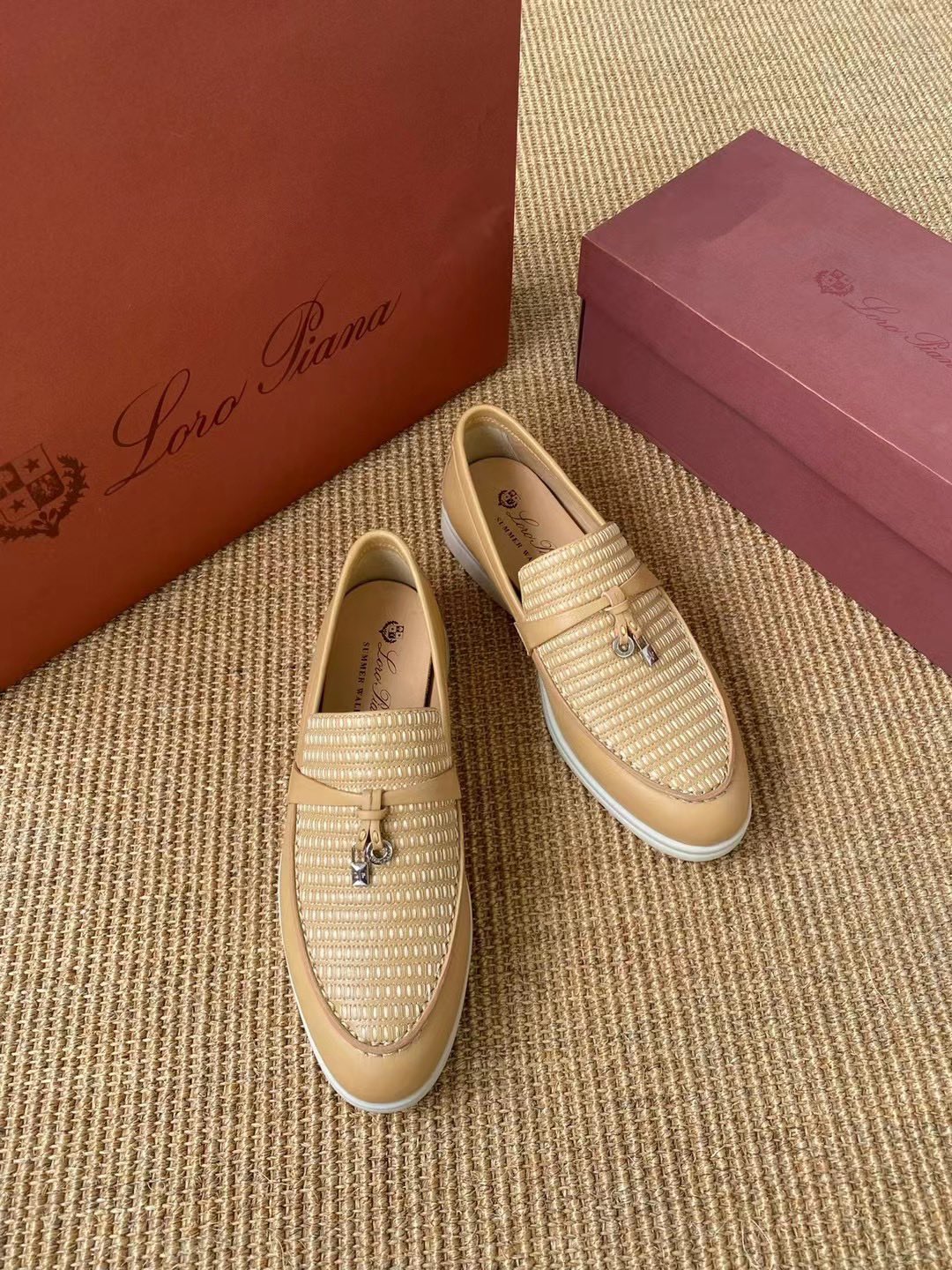 LoroPiana35-404142