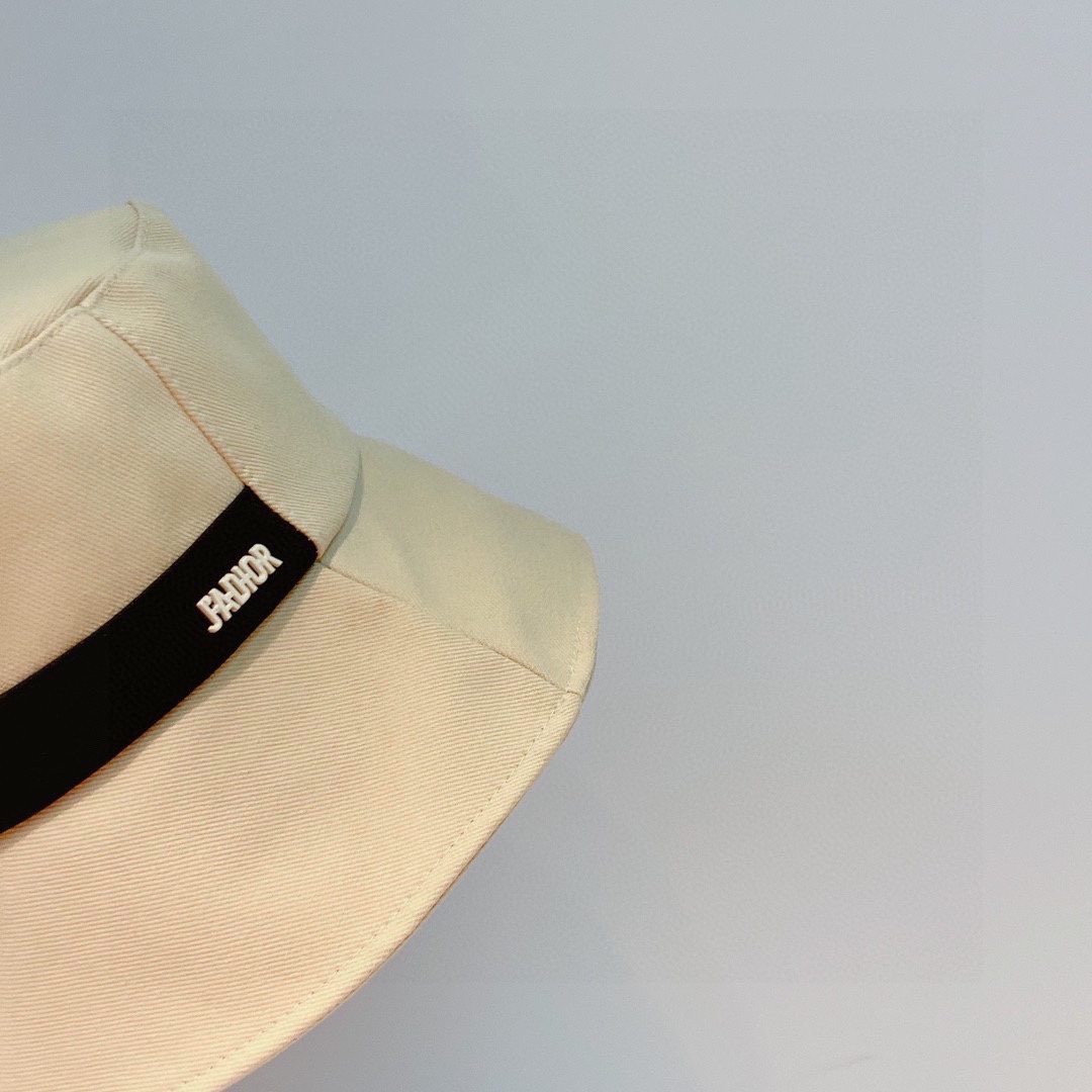 Dior迪奥2022春夏新款拼色设计渔夫帽