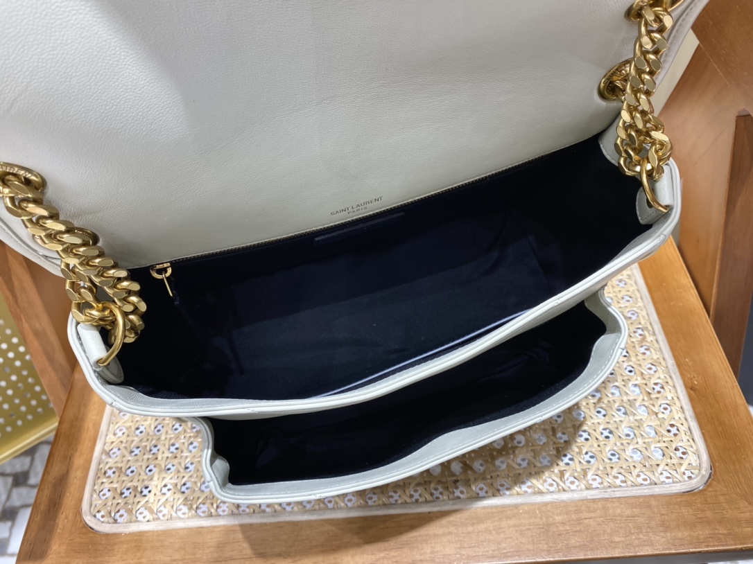 Saint laurent Ysl 𝑵𝒊𝒌𝒊 𝑳𝒂𝒎𝒃 28CM 小羊皮邮差包 498894/奶白色