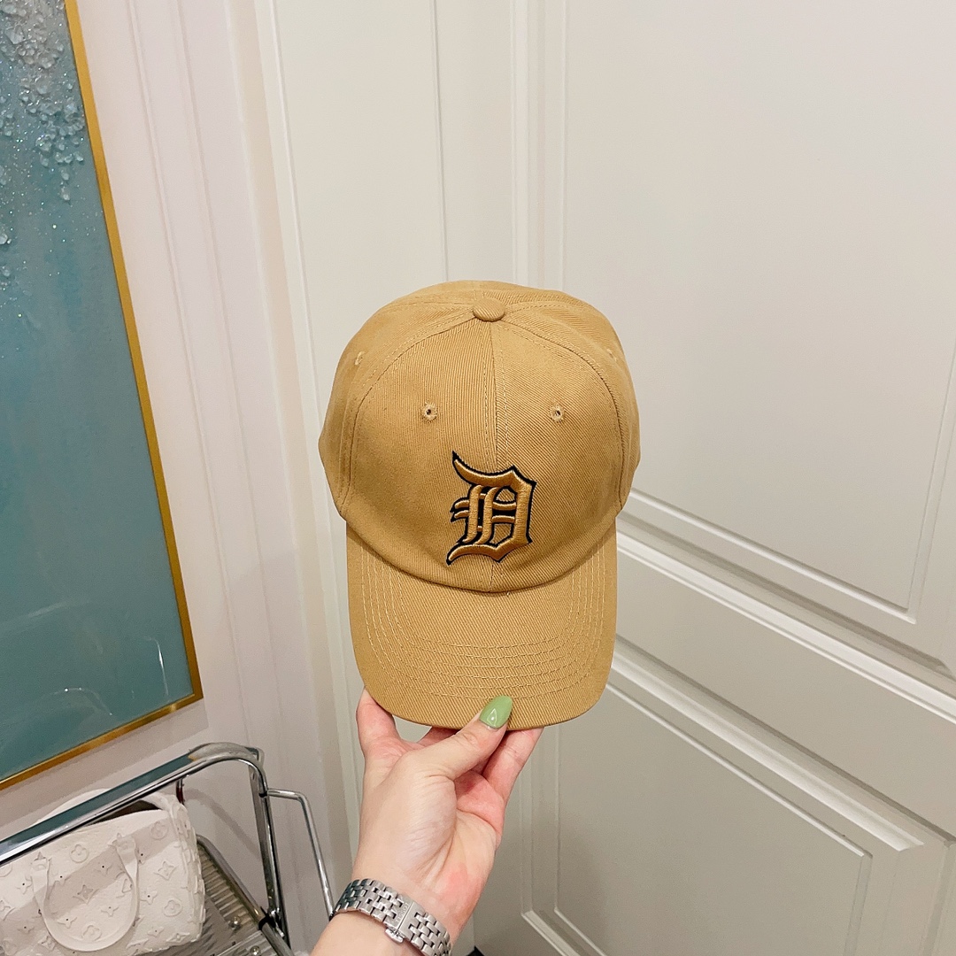 [Chrome Hearts Hats]