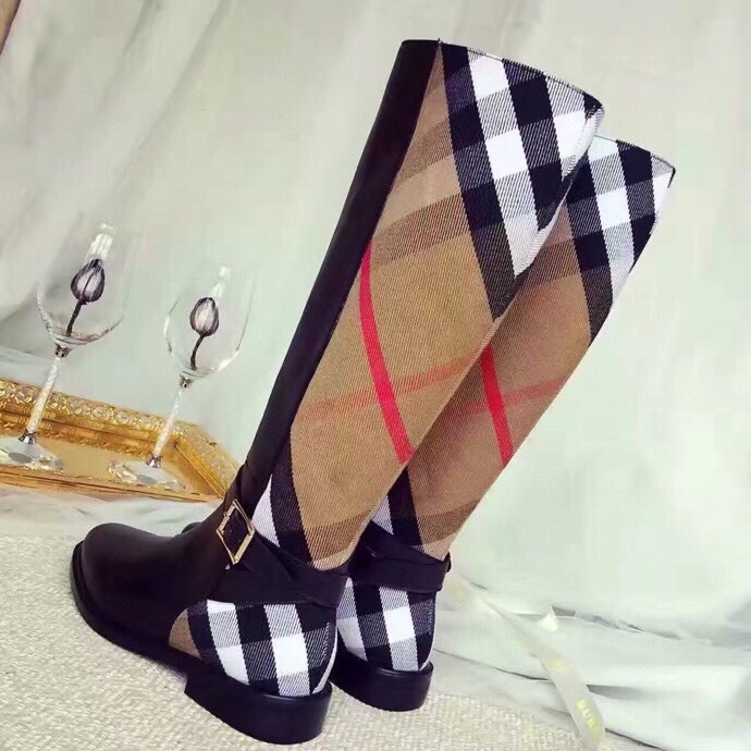 “Burberry House Check Short and Long Boots with Sheepskin and Leather Materials” - 图片 7