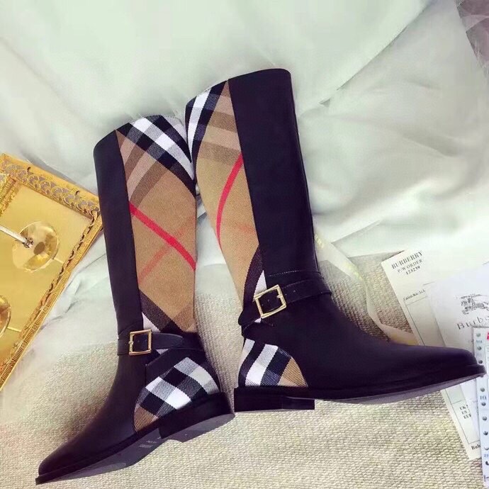 “Burberry House Check Short and Long Boots with Sheepskin and Leather Materials” - 图片 4
