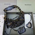 Buying Replica
 Balenciaga Le Cagole Crossbody & Shoulder Bags Every Designer
 Black Weave Gold Hardware Vintage Motorcycle