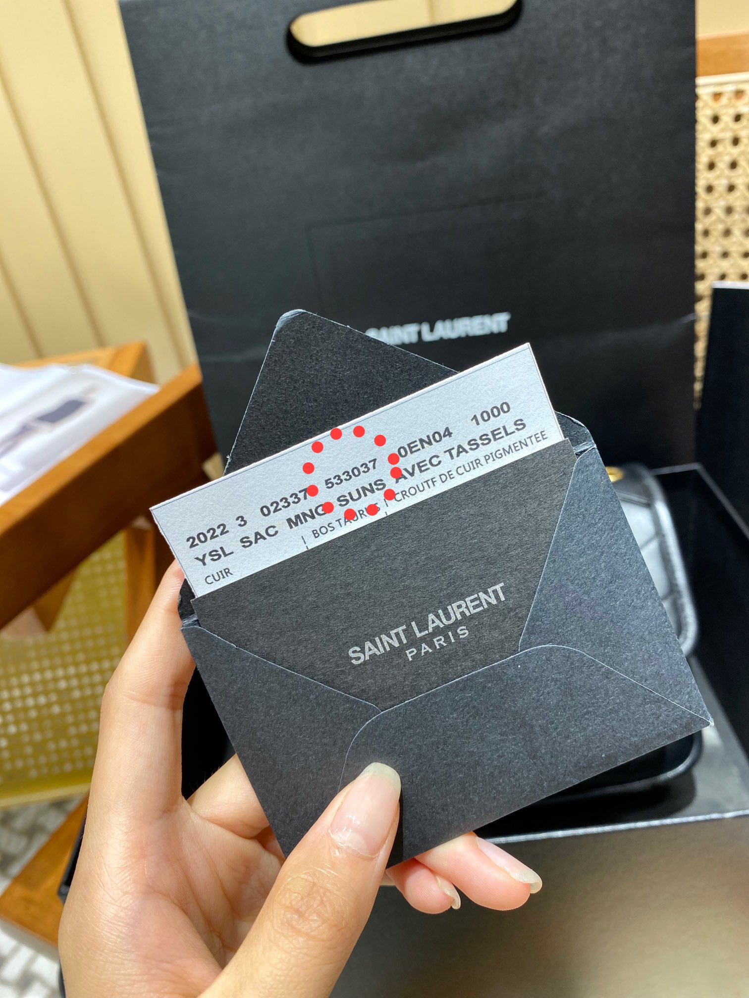 Saint laurent Ysl 𝑵𝒊𝒌𝒊 𝑳𝒂𝒎𝒃 22CM 小羊皮邮差包 533037/黑色