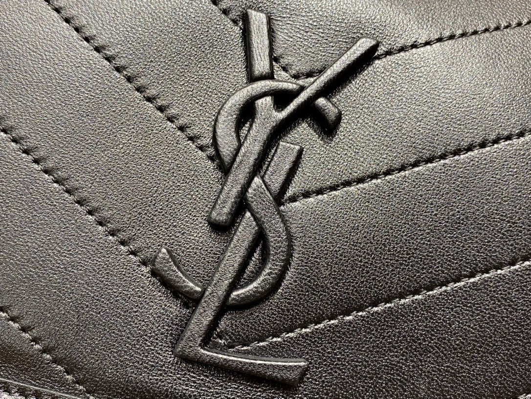 Saint laurent Ysl ๐ต๐๐๐ ๐ณ๐๐๐ 28CM ๅฐ็พ็ฎ้ฎๅทฎๅ
498894/้ป่ฒ