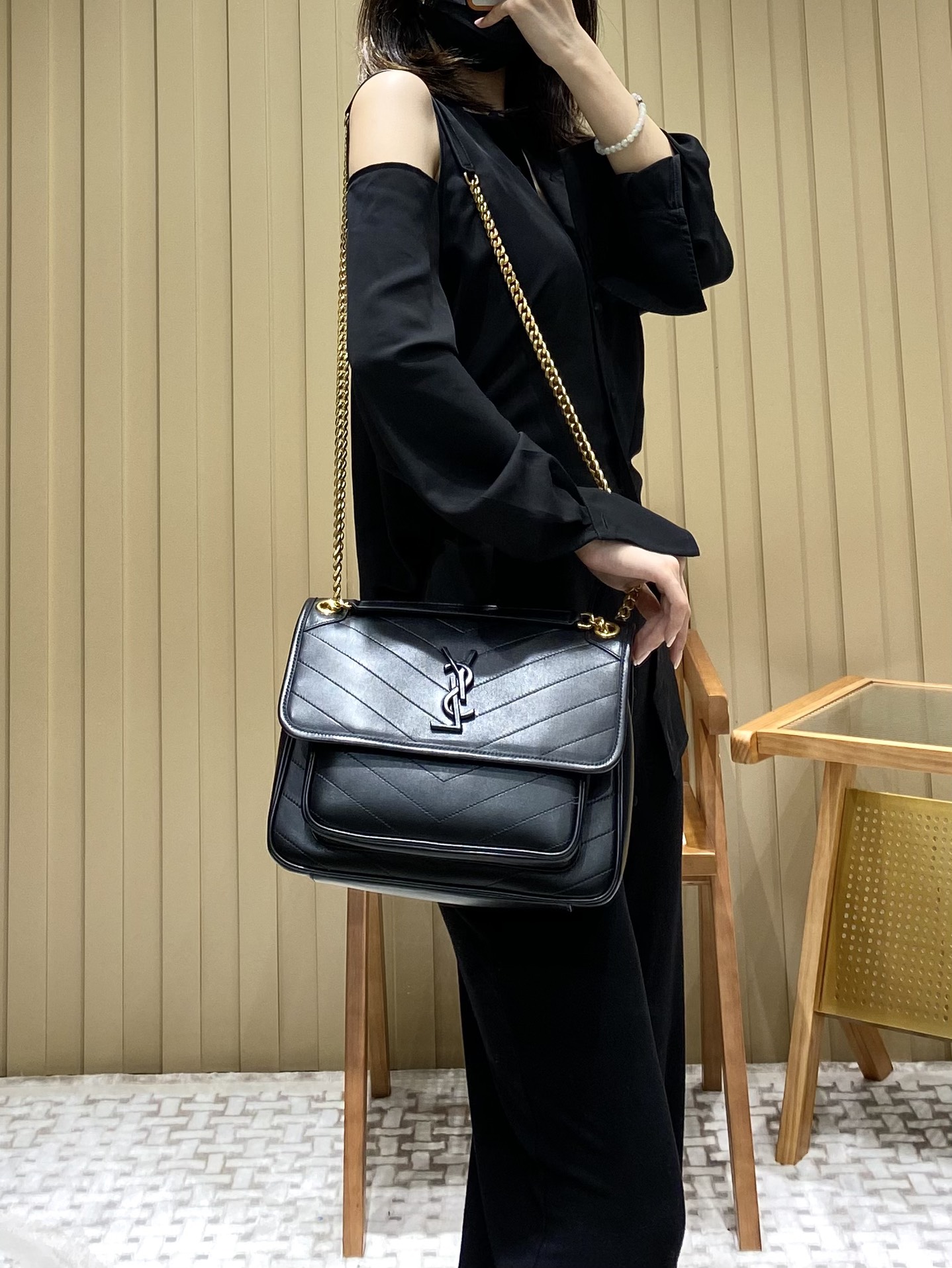 Saint laurent Ysl ๐ต๐๐๐ ๐ณ๐๐๐ 28CM ๅฐ็พ็ฎ้ฎๅทฎๅ
498894/้ป่ฒ