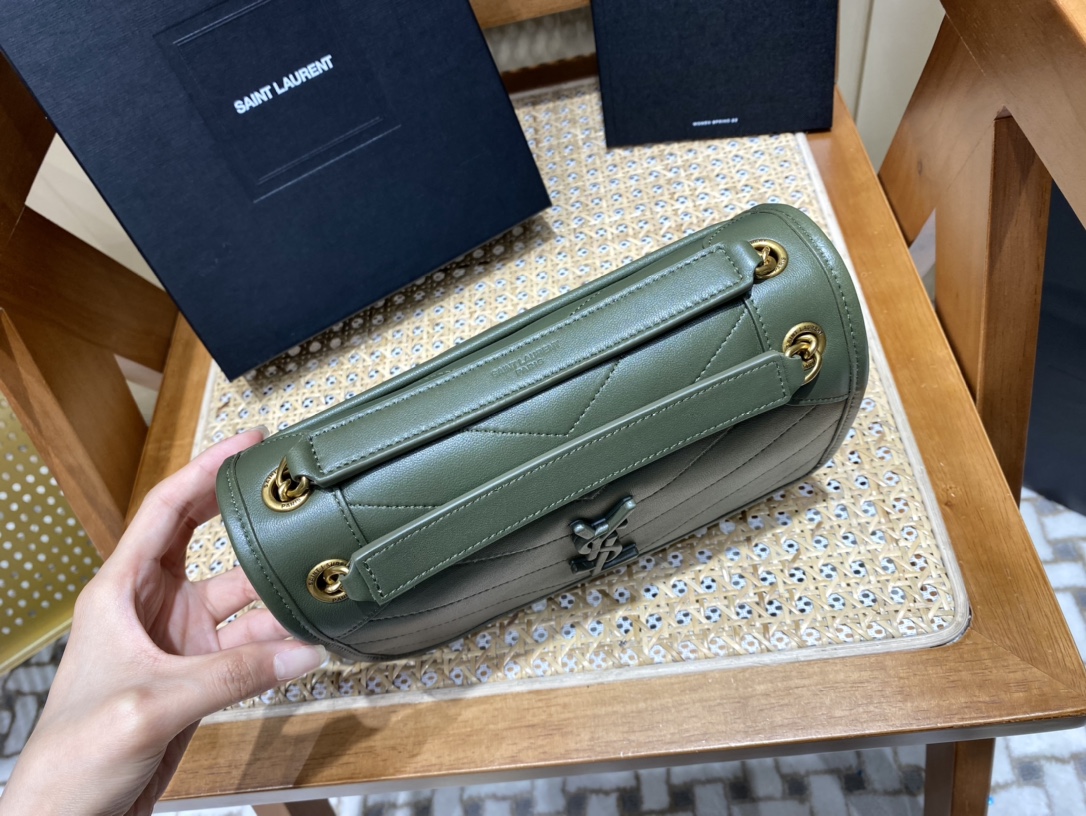 Saint laurent Ysl 𝑵𝒊𝒌𝒊 𝑳𝒂𝒎𝒃 22CM 小羊皮邮差包 533037/橄榄绿