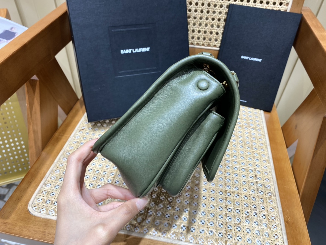Saint laurent Ysl 𝑵𝒊𝒌𝒊 𝑳𝒂𝒎𝒃 22CM 小羊皮邮差包 533037/橄榄绿