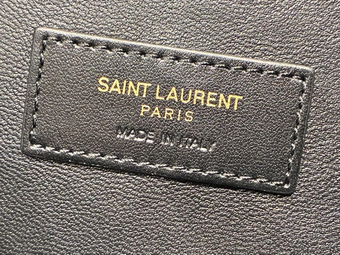 Saint laurent Ysl 𝑵𝒊𝒌𝒊 𝑳𝒂𝒎𝒃 22CM 小羊皮邮差包 533037/橄榄绿
